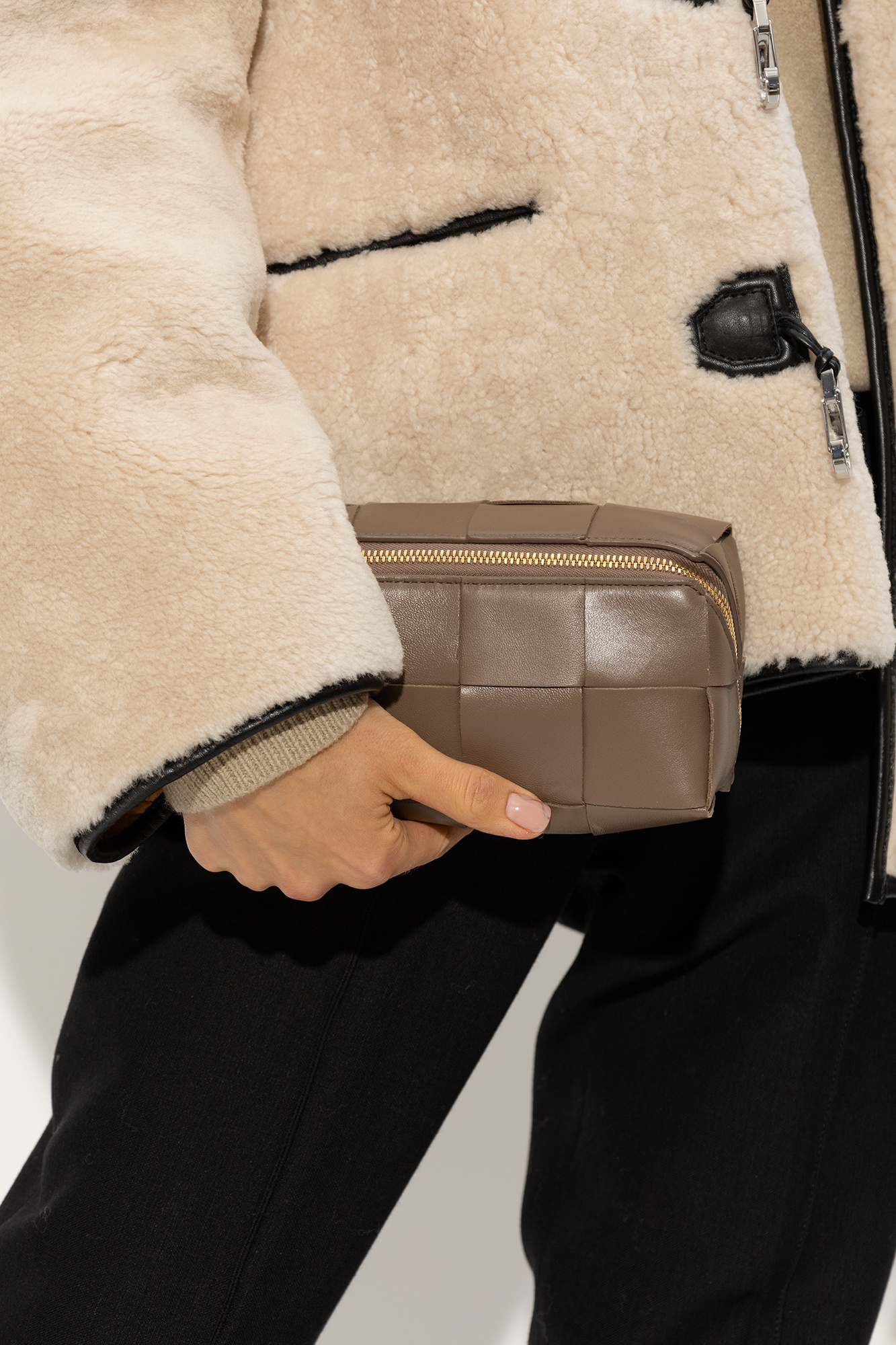Bottega Veneta Cassette Maxi Intrecciato Clutch Bag In Brown
