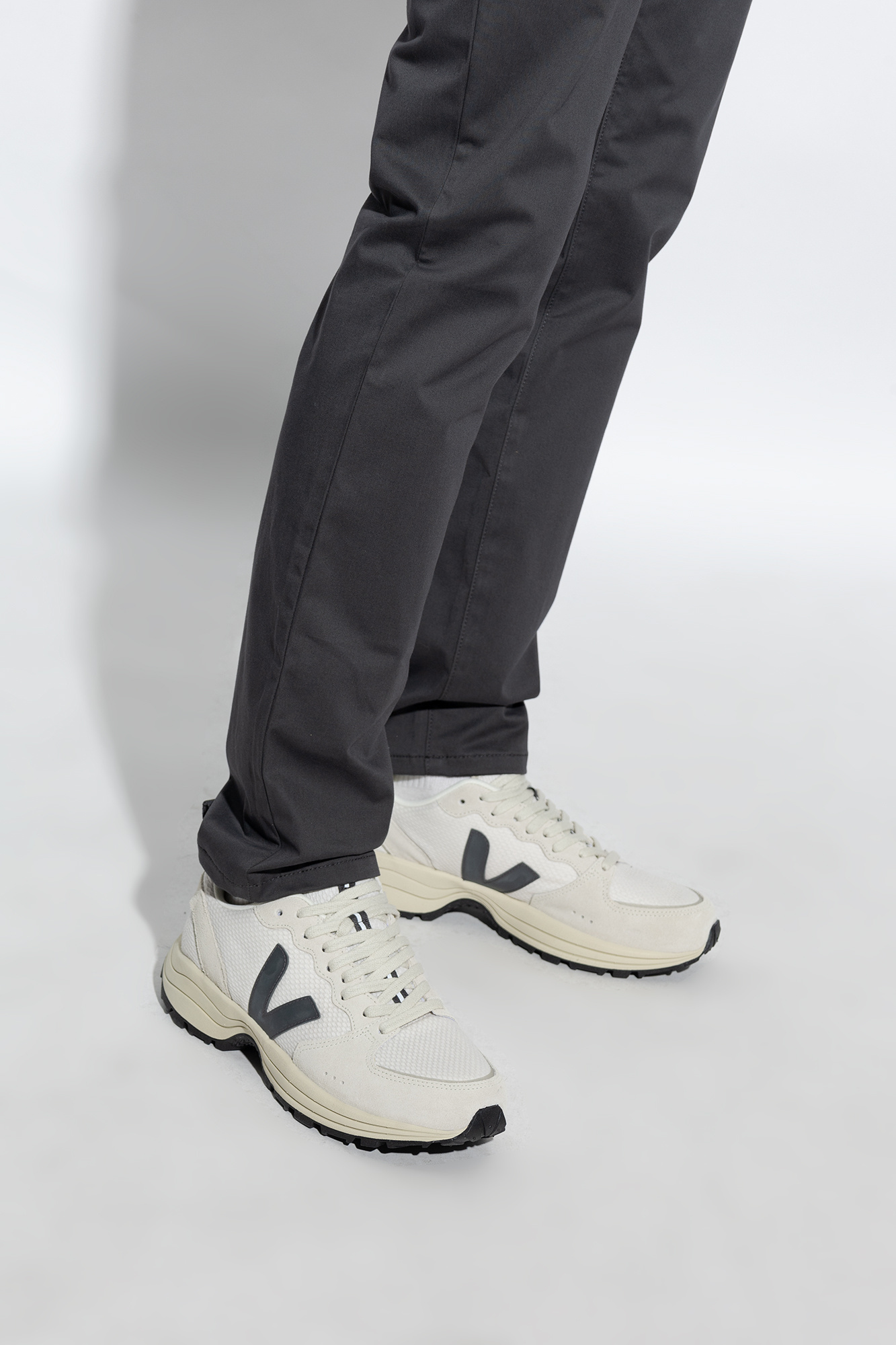 Shop Veja Venturi Alveomesh Leather Low-top Sneakers In White