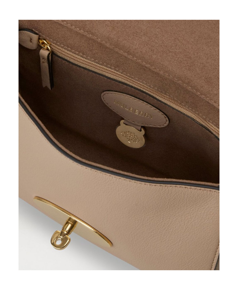 Mulberry Lily In Nude