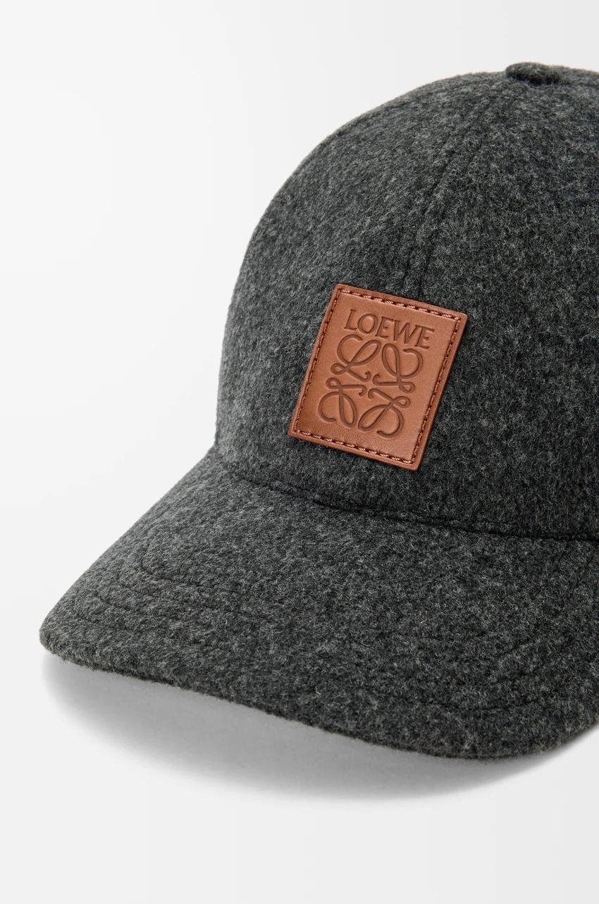 Loewe Logo Hat In Gray