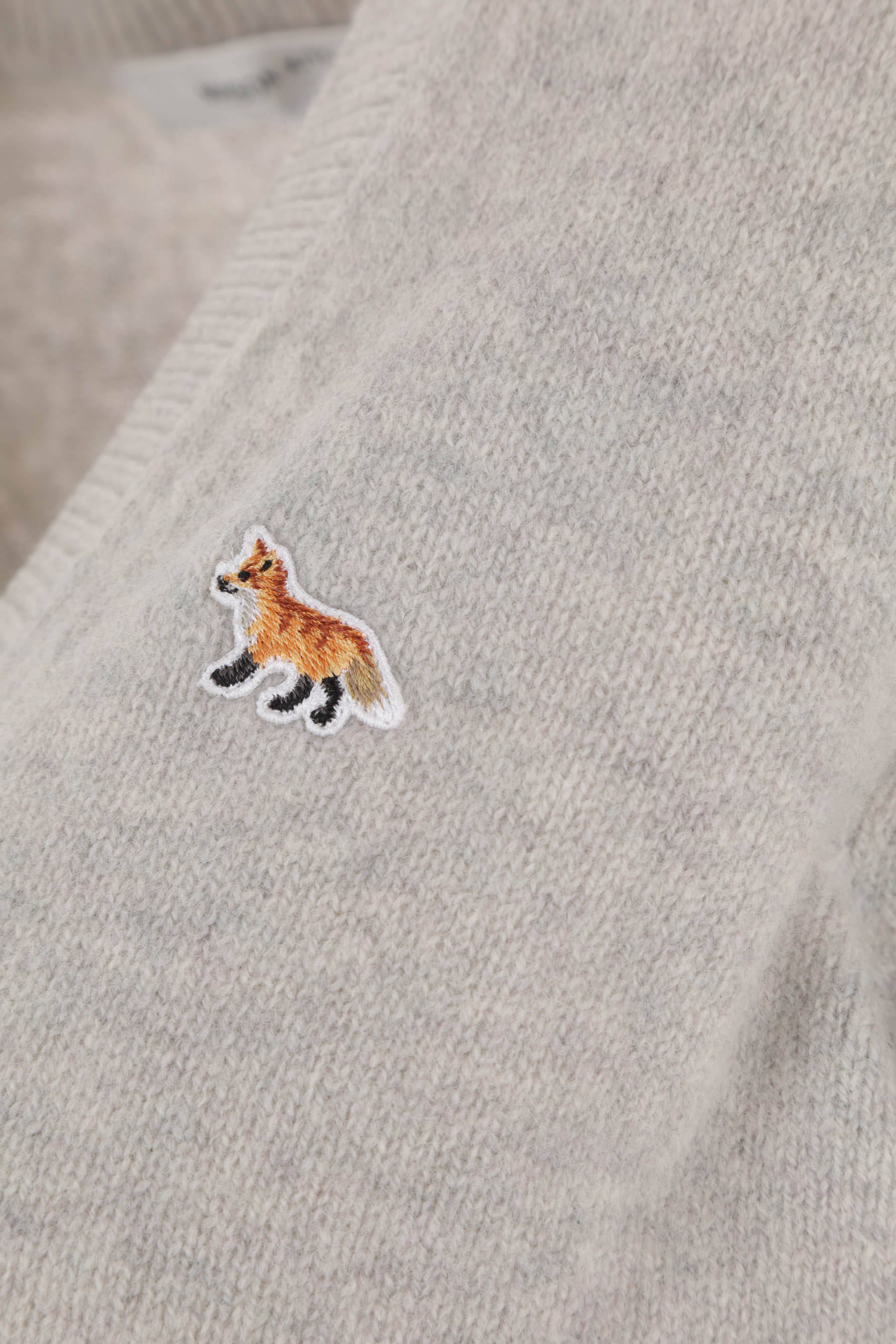 MAISON KITSUNÉ LOGO-PATCH V-NECK WOOL CARDIGAN