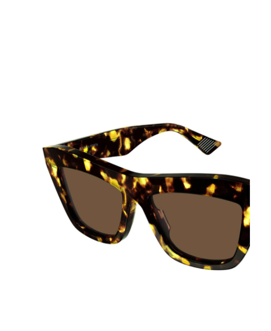 Bottega Veneta Cat-eye Sunglasses In Black