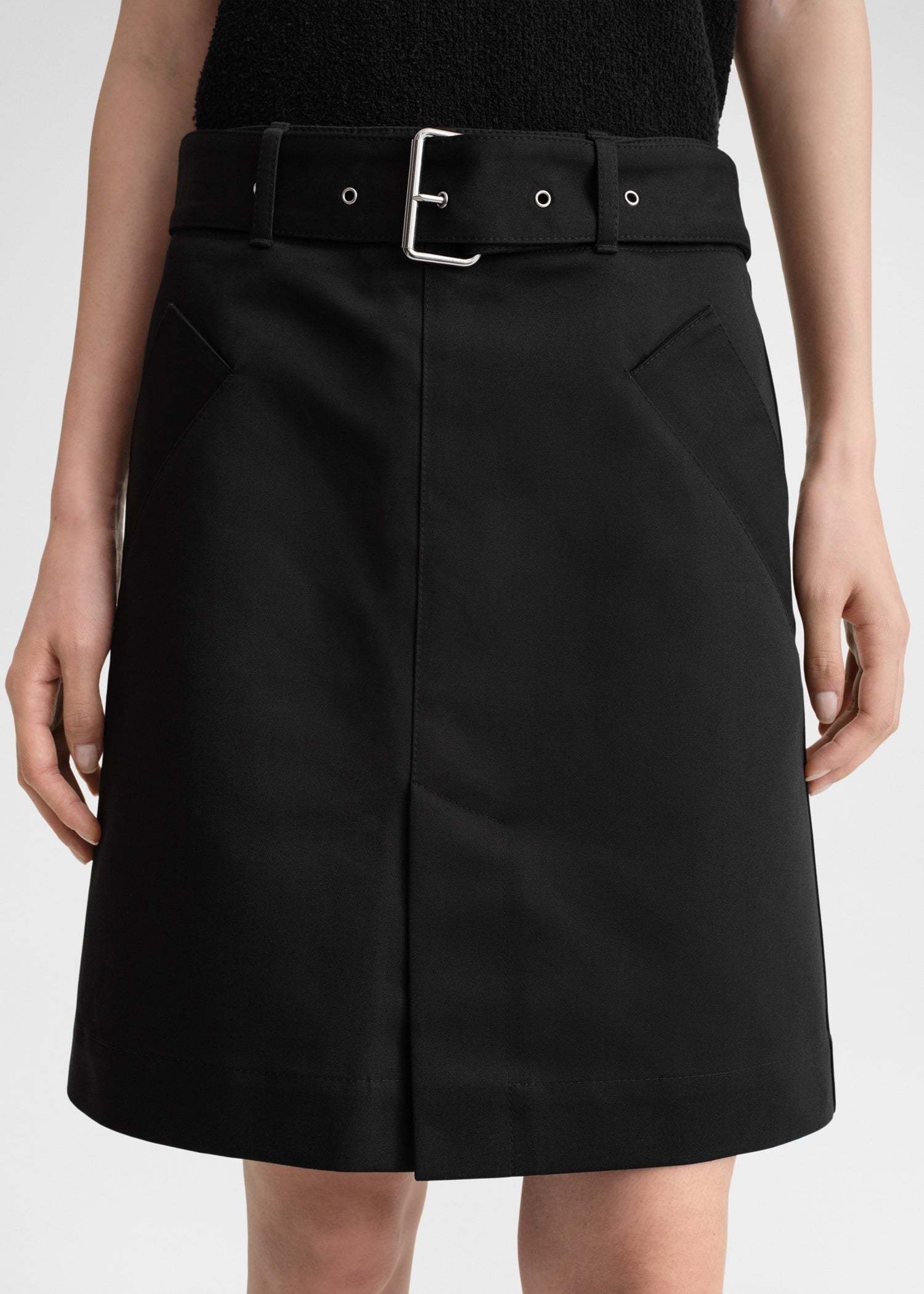 Totême Toteme Trench Belted Organic Cotton Skirt In Black