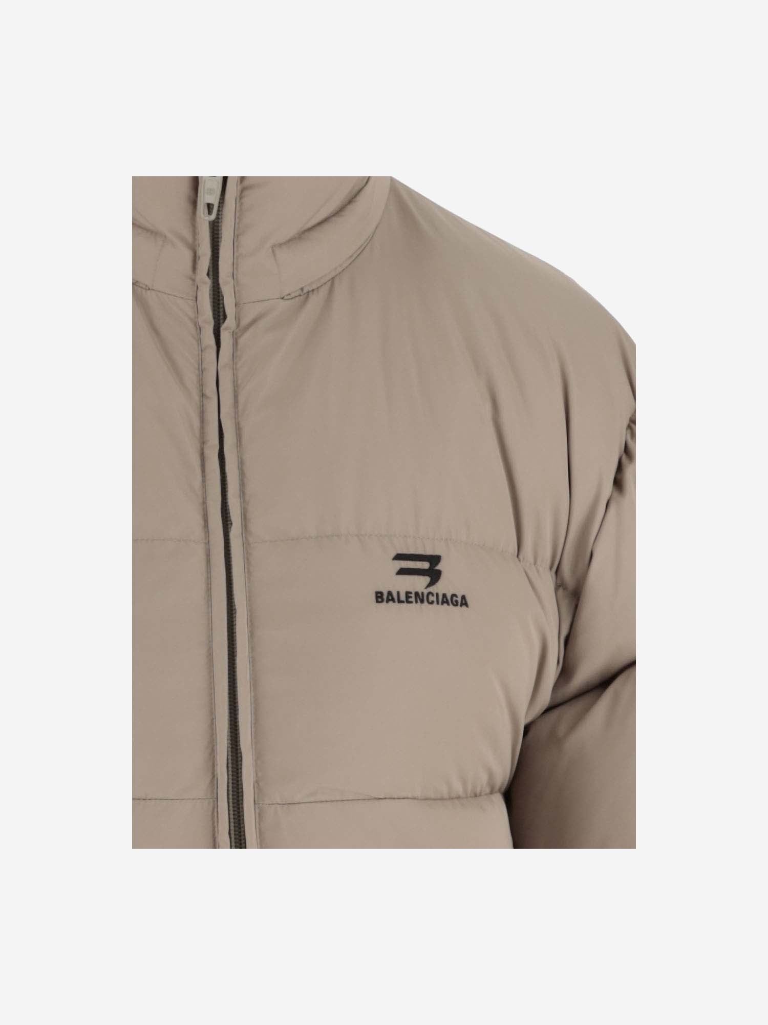 Balenciaga Logo-embroidered Puffer Jacket In Nude