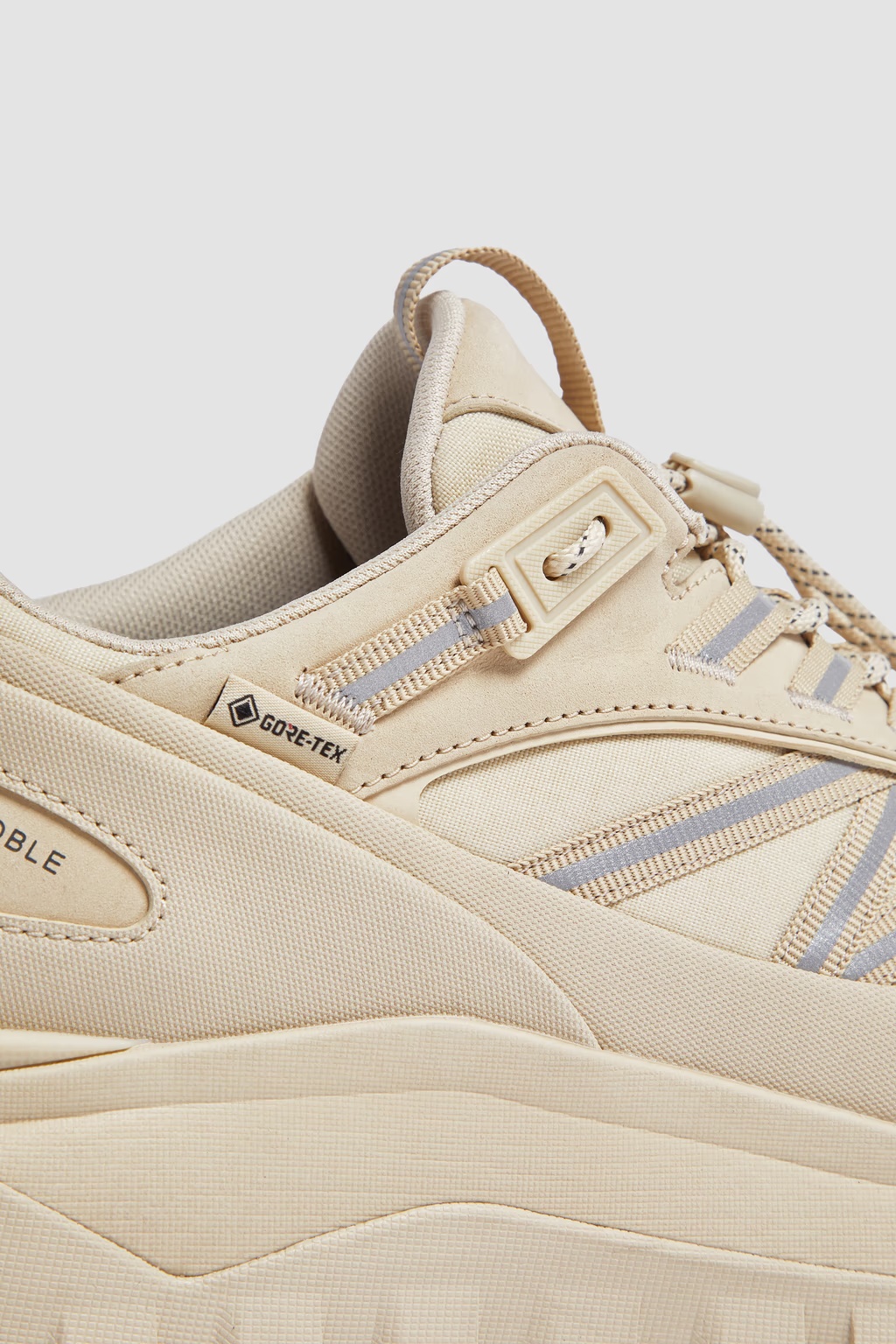 Moncler Trailgrip Gtx Sneakers In Nude