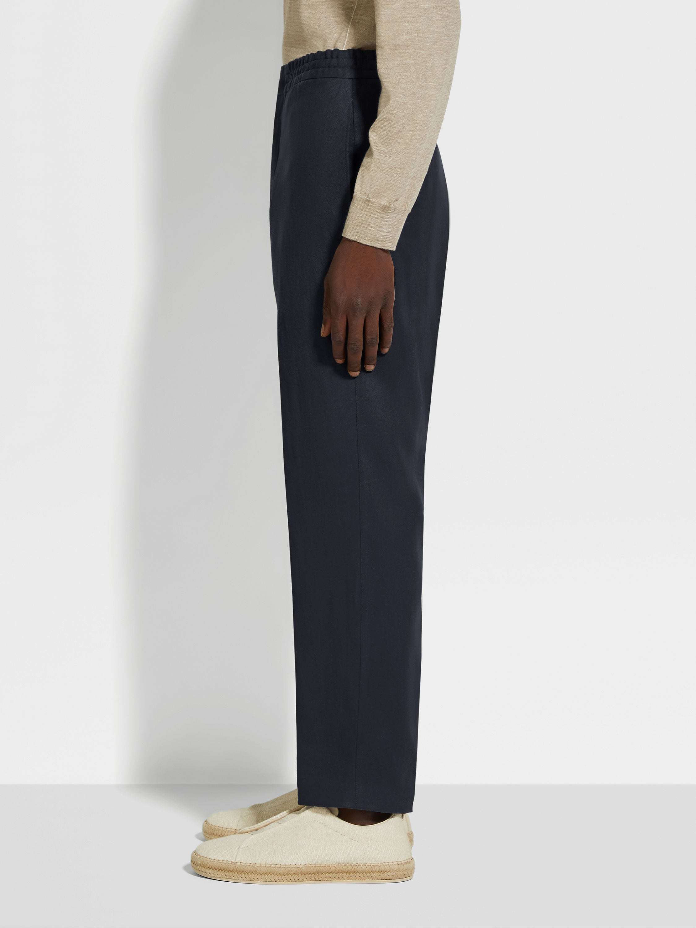 Shop Zegna Linen Trousers In Navy Blue