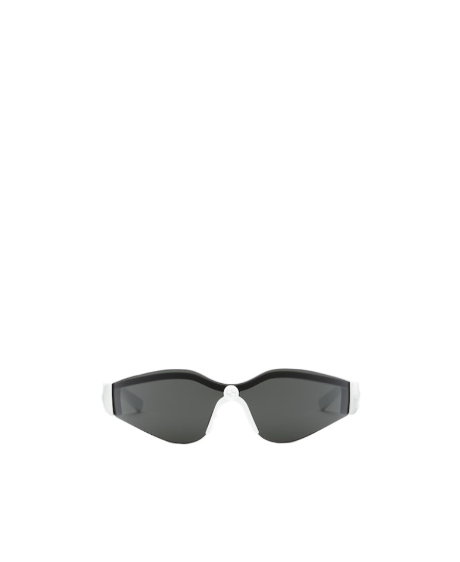 Gucci Logo-embossed Shield-frame Sunglasses In Gray