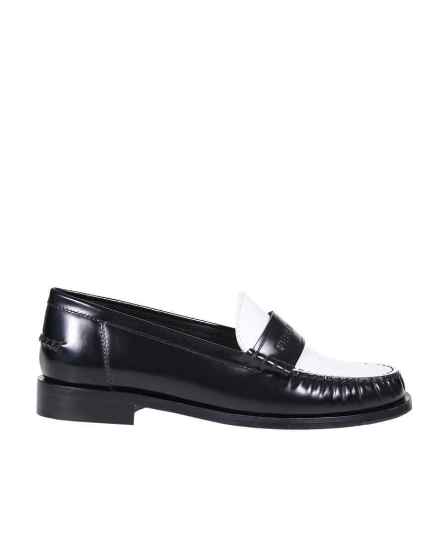Ferragamo Irina Moccasins In Brushed Leather In Black