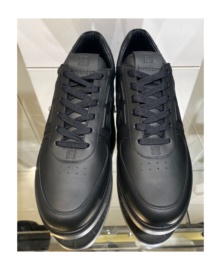 Givenchy G Move Low-top Sneakers In Calf Leather In Black