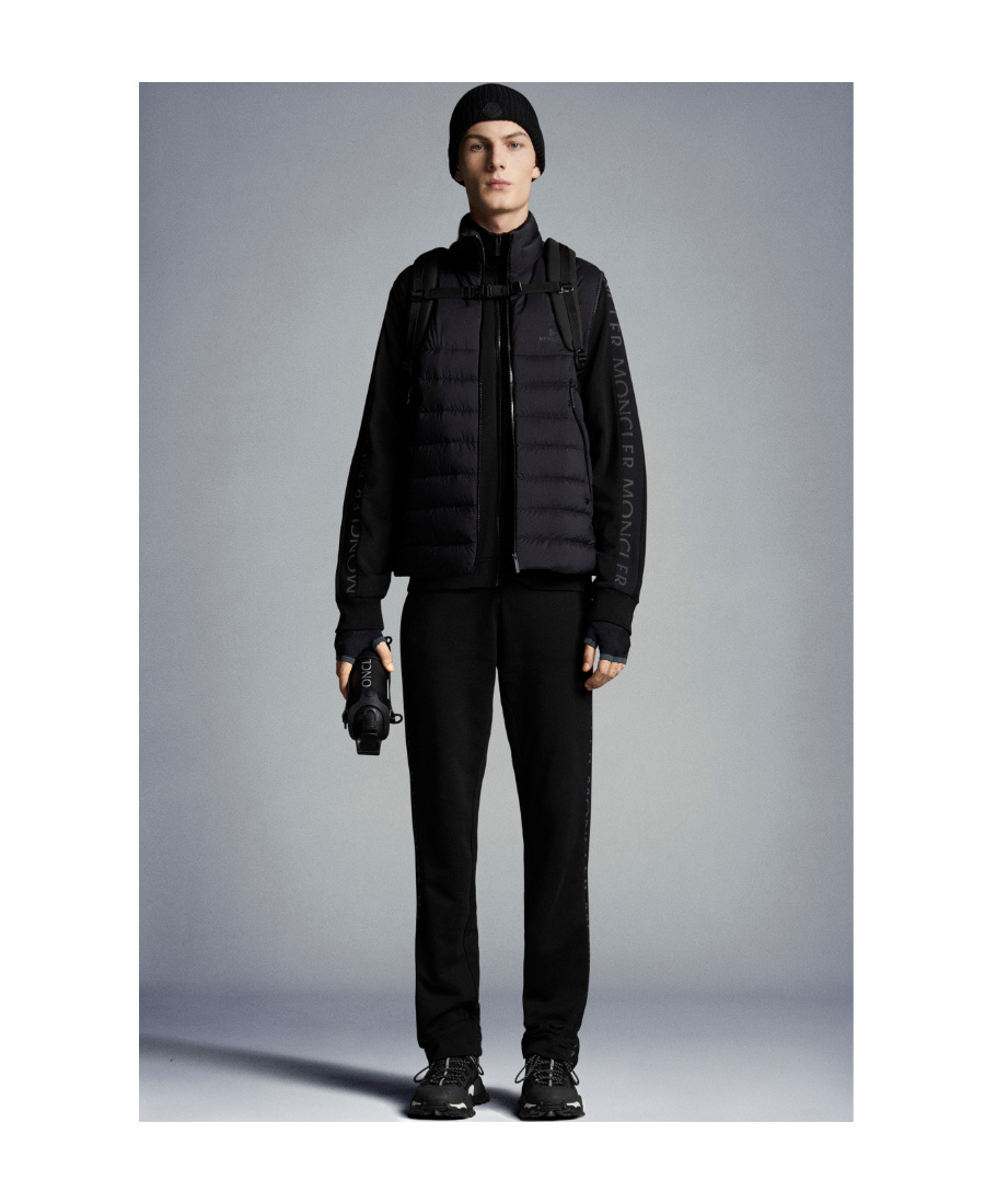 Moncler Logo-print Track Pants In Black