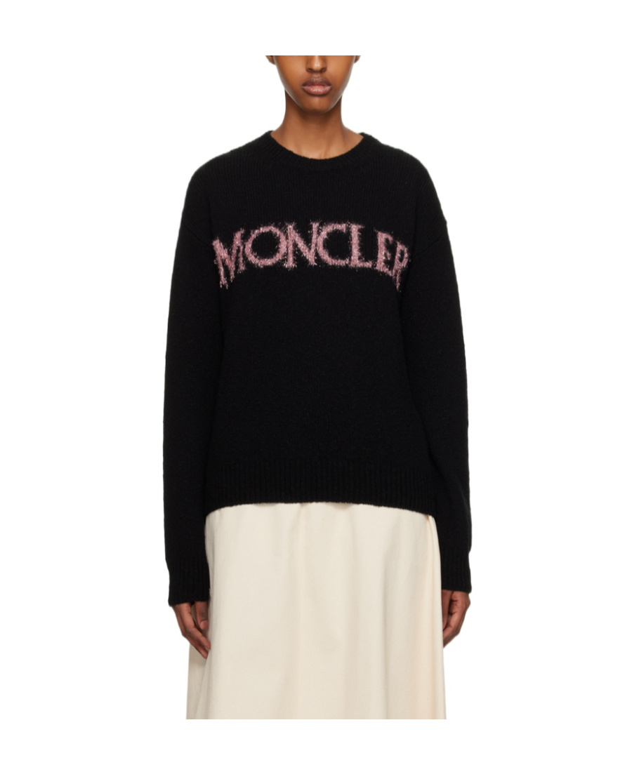 Moncler Logo Detailed Crewneck Knitted Jumper In Black