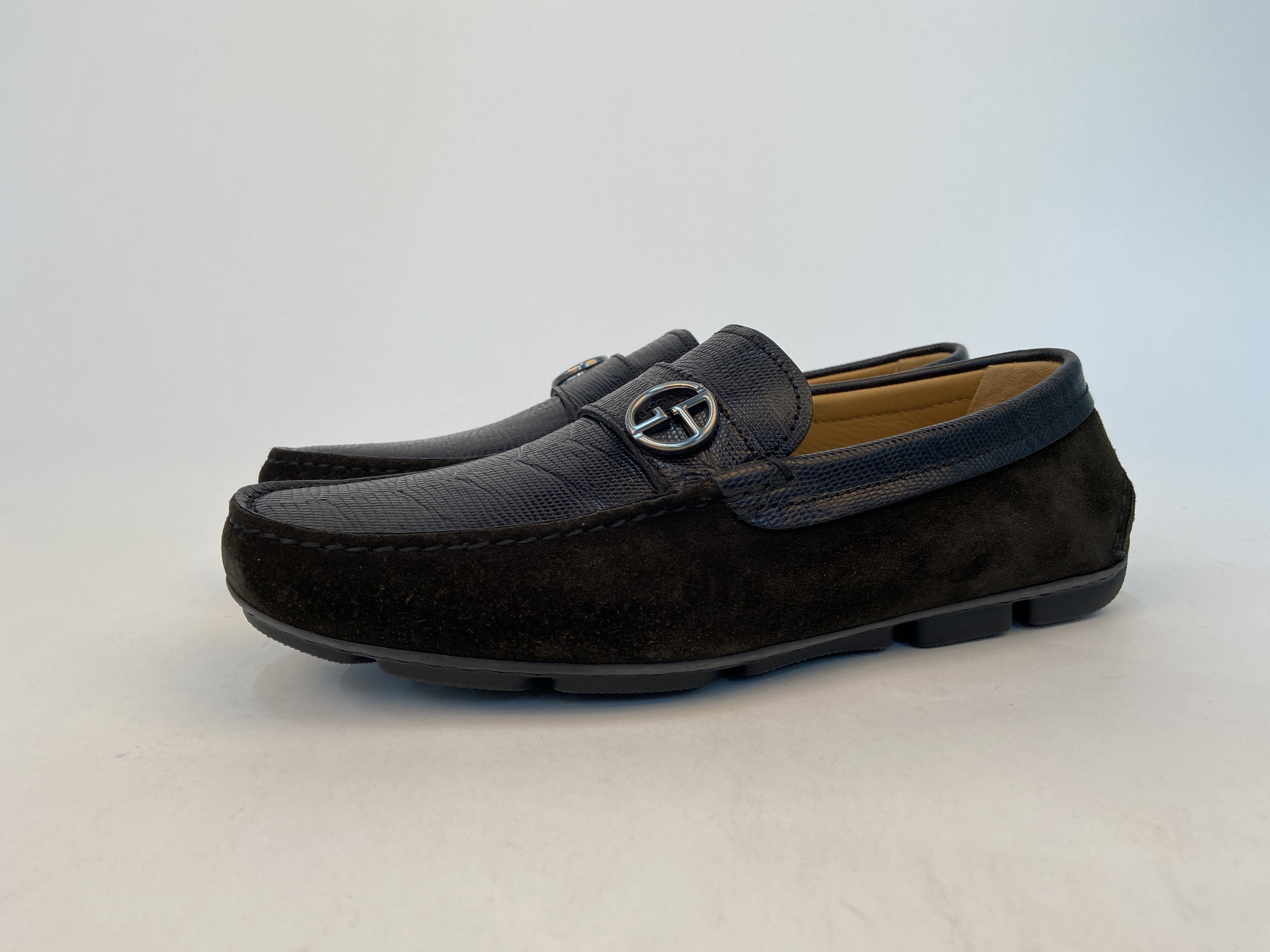 Giorgio Armani Logo Leisure Business Shoes In Black