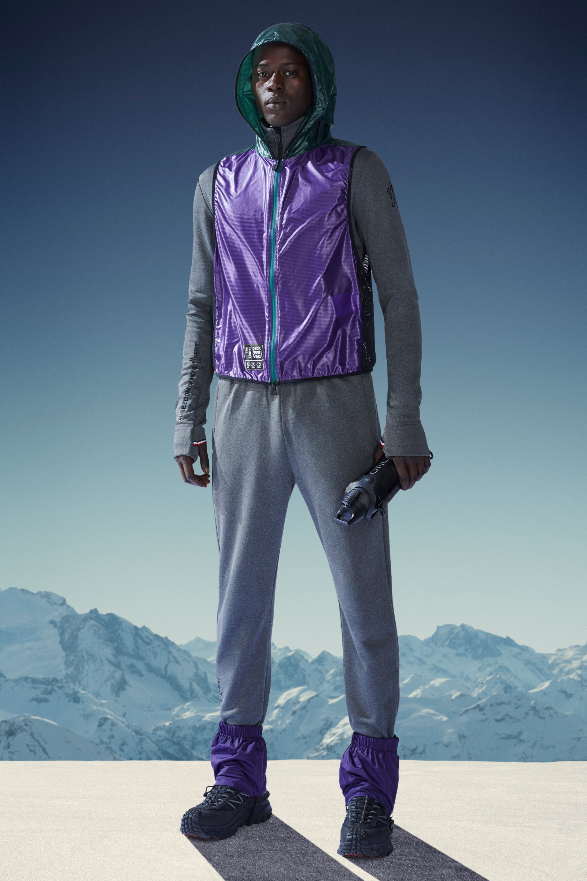 Moncler Logo-print Track Pants In Gray