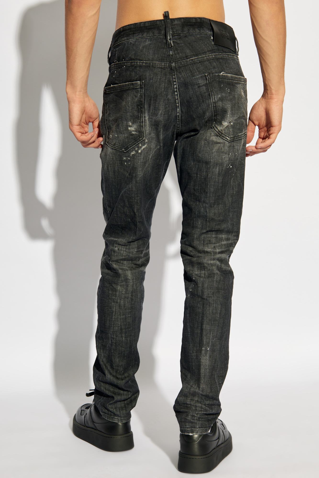 Dsquared2 Dsquared Men Jeans With A Lived-in Effect In Black