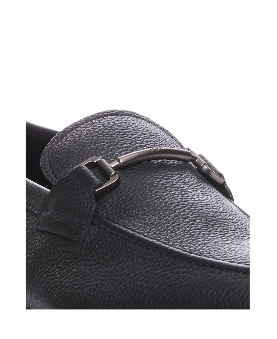 Tod's Logo Engraved Loafers In Black