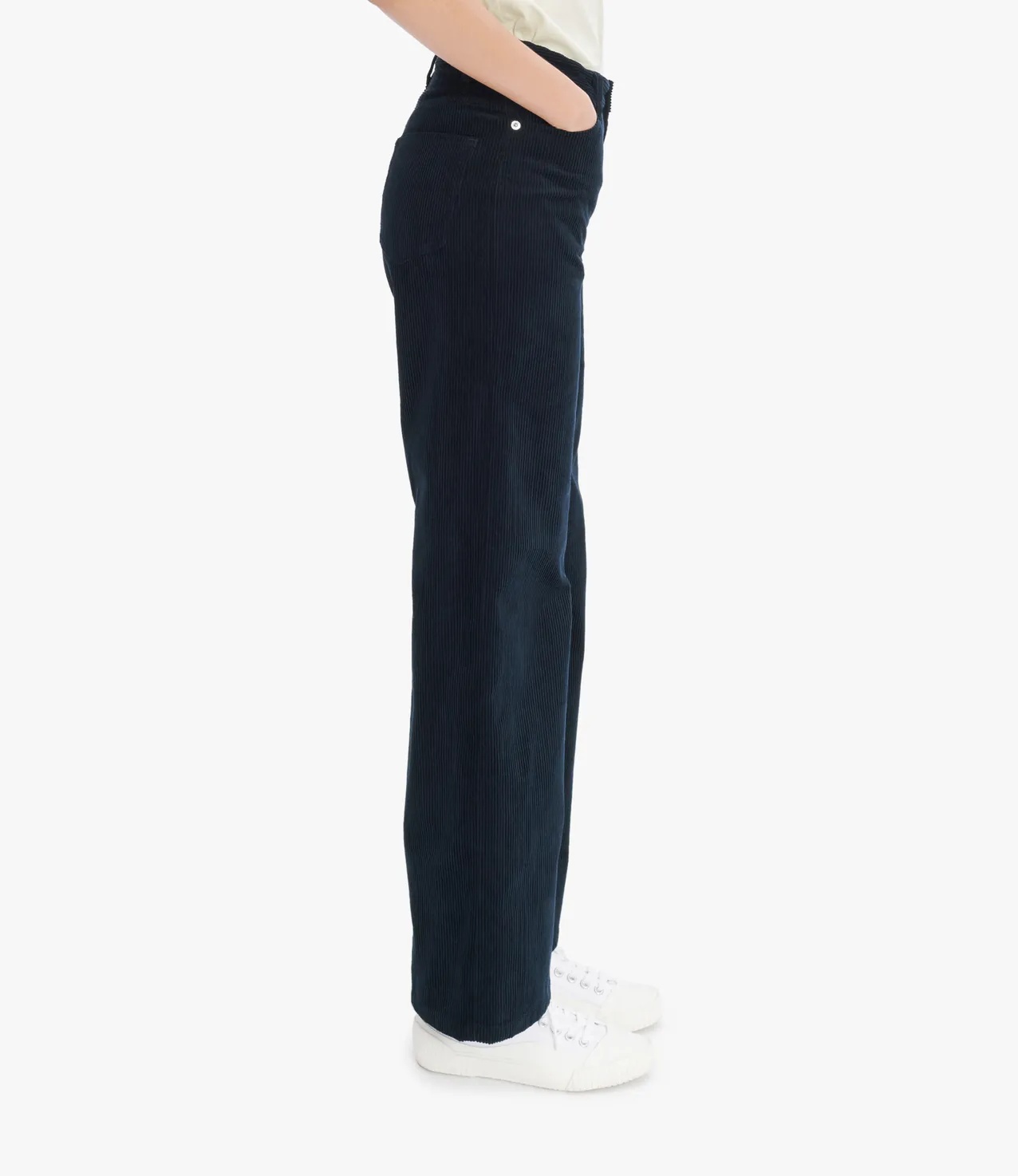 Apc Elisabeth Trousers In Black