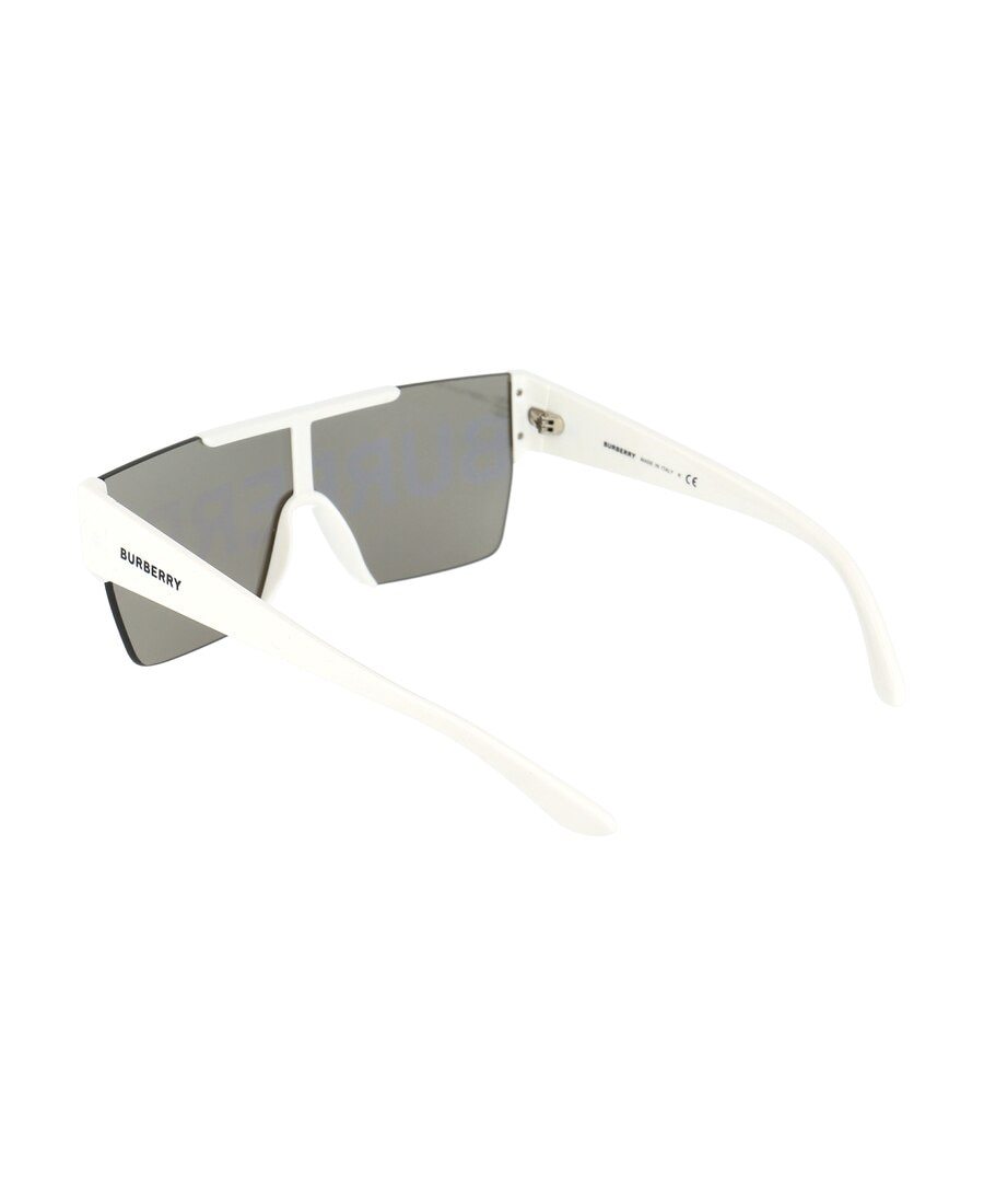 Burberry Rectangular Logo Sunglasses In Gray