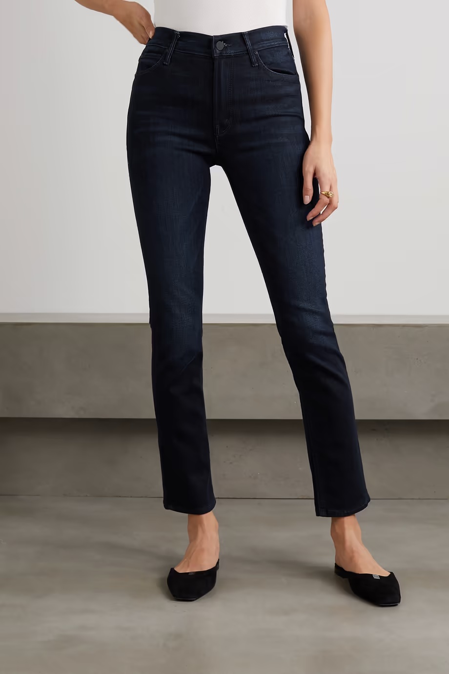 Mother The Dazzler Middle Waist Straight Tube Jeans In Black