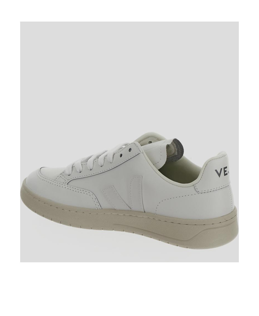 Veja V-12 Low-top Sneakers In Gray