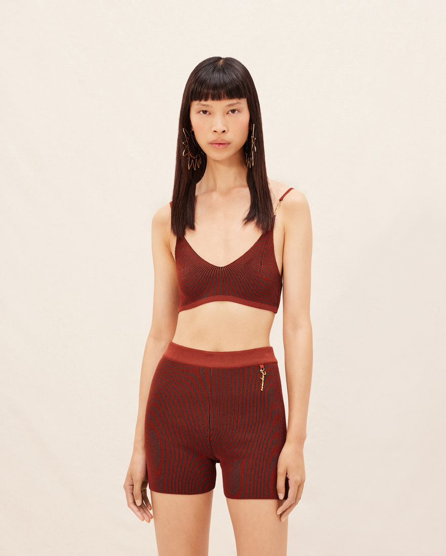 Jacquemus Pralu Logo-embellished Cropped Top In Brown