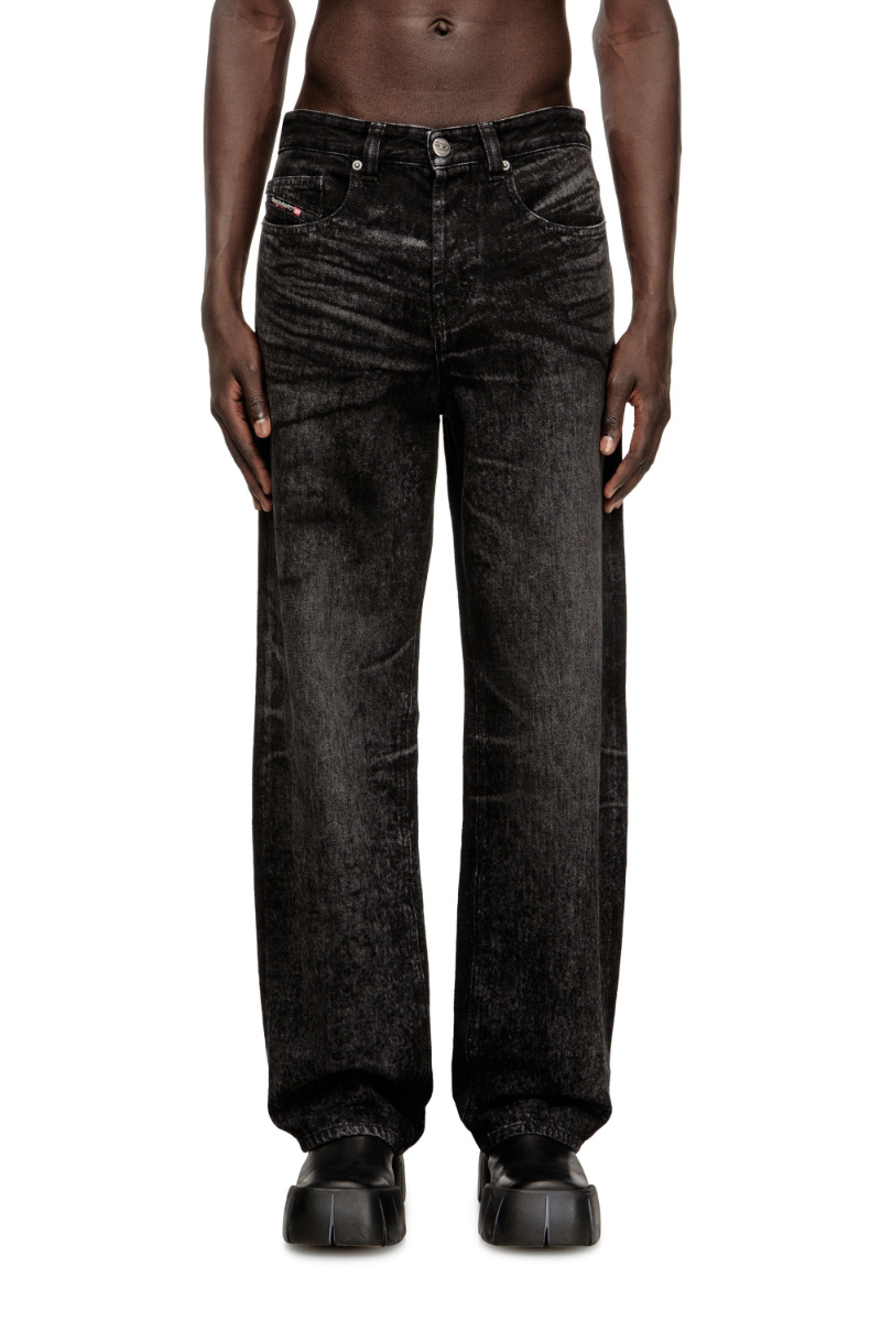 Diesel Relaxed Fit Wide Leg Trousers With Pockets In Black