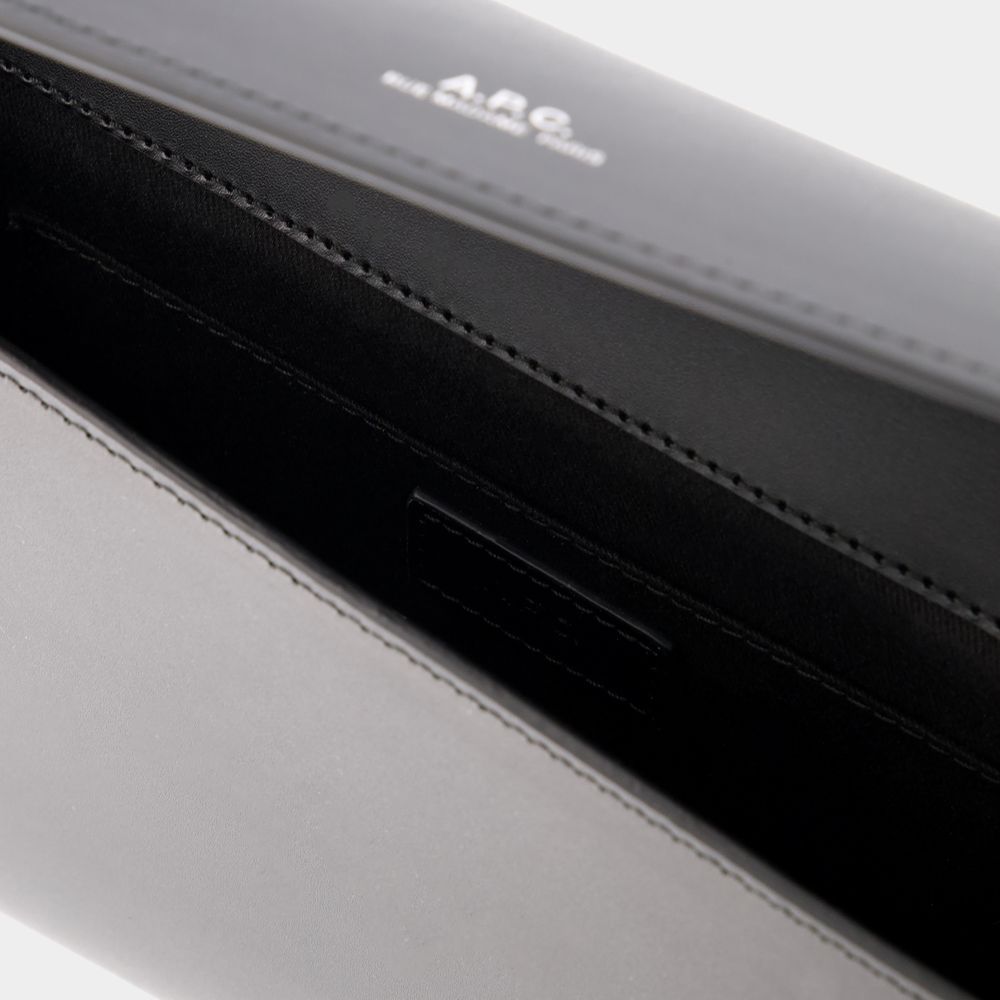 Apc James Leather Shoulder Bag In Black