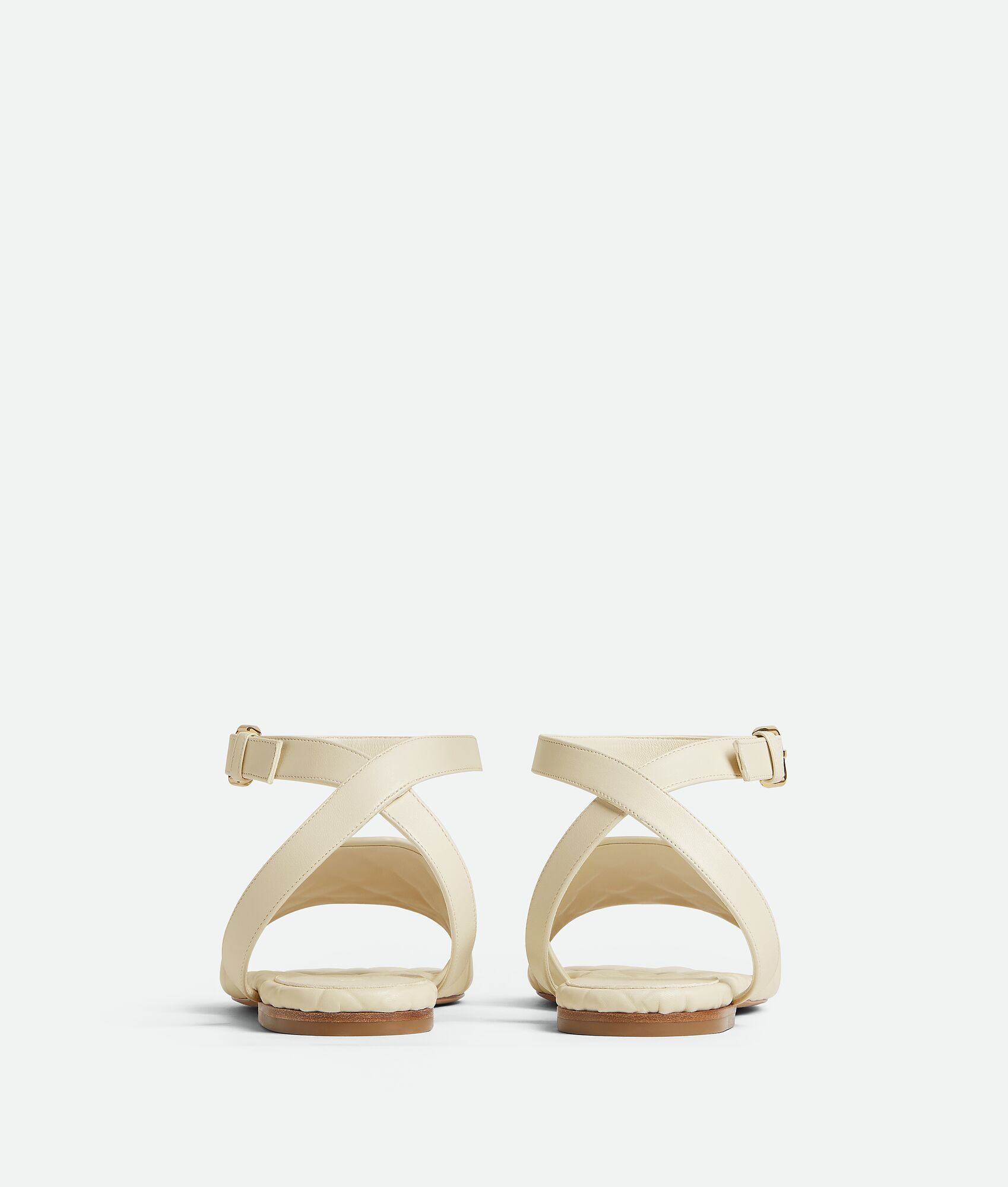 Bottega Veneta Amy Flat Sandals In Nude