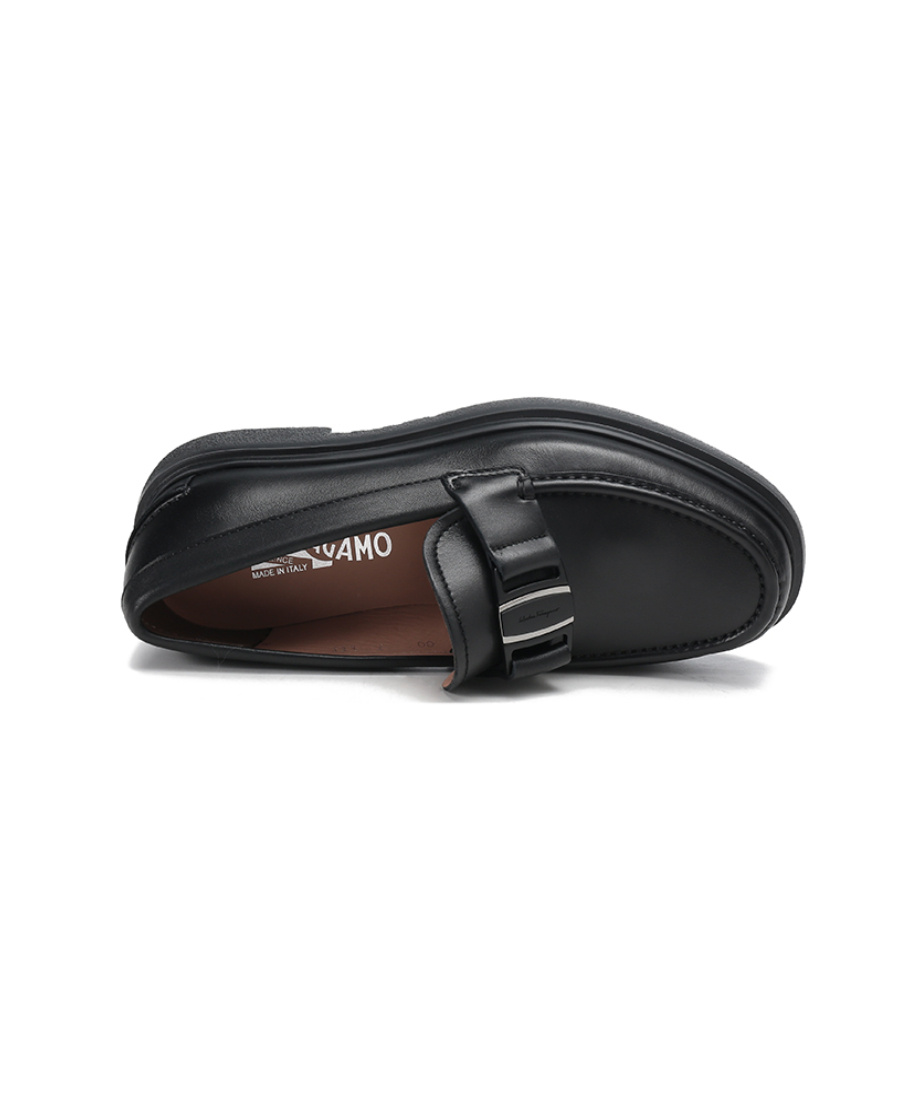 Ferragamo Plano Series Leisure Business Shoes In Black