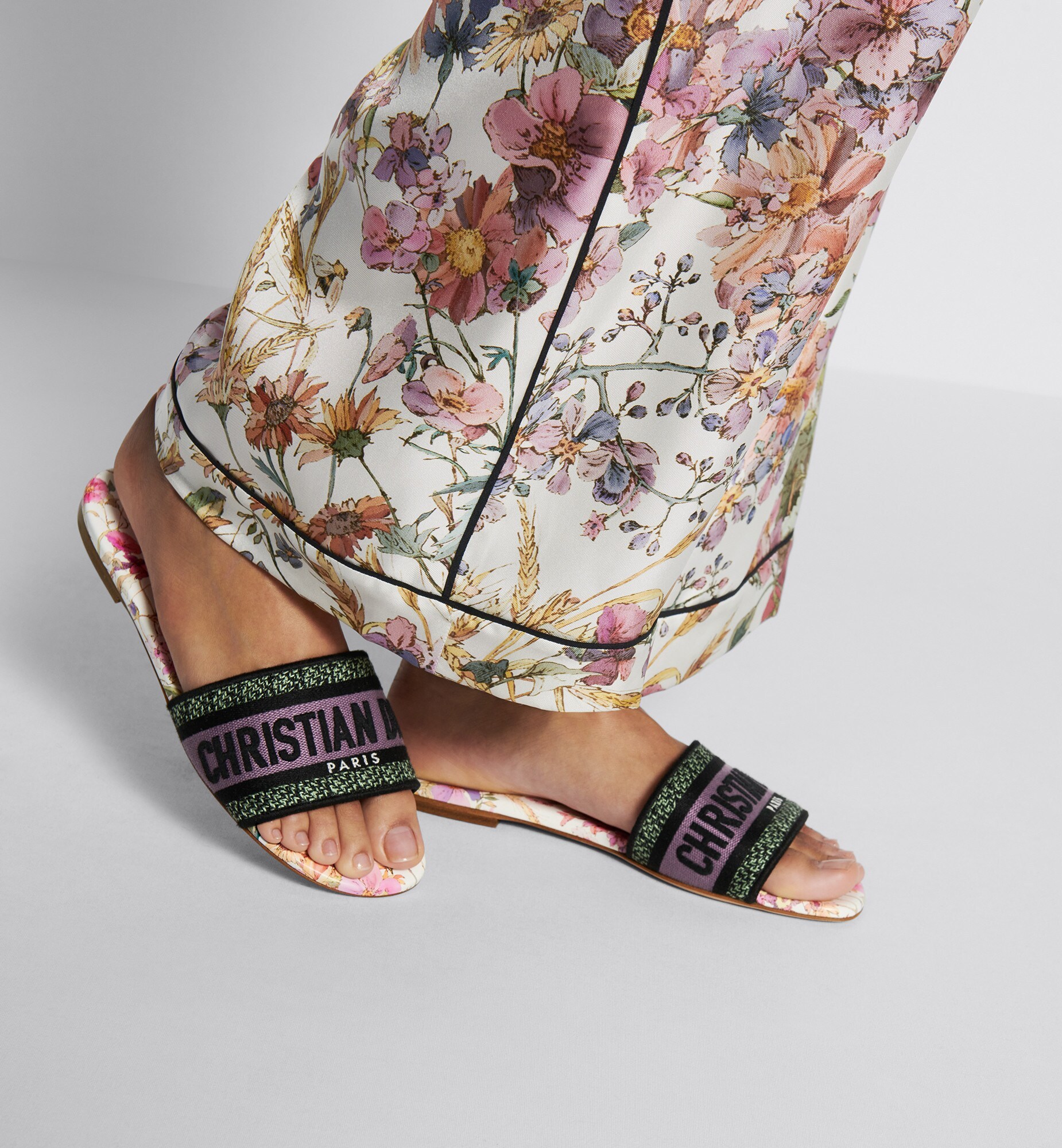 Dior Dway Logo Flip-flops In Multicolor