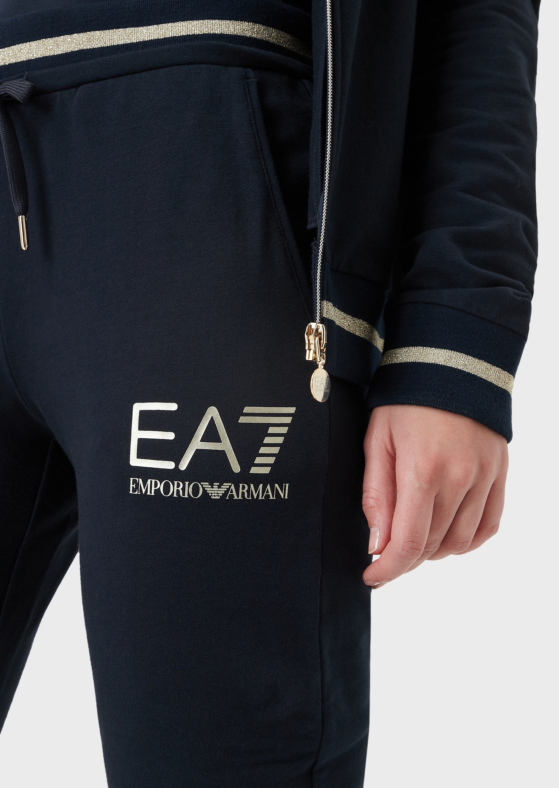 EA7 TRAIN CORE SWEATSHIRT SET 
