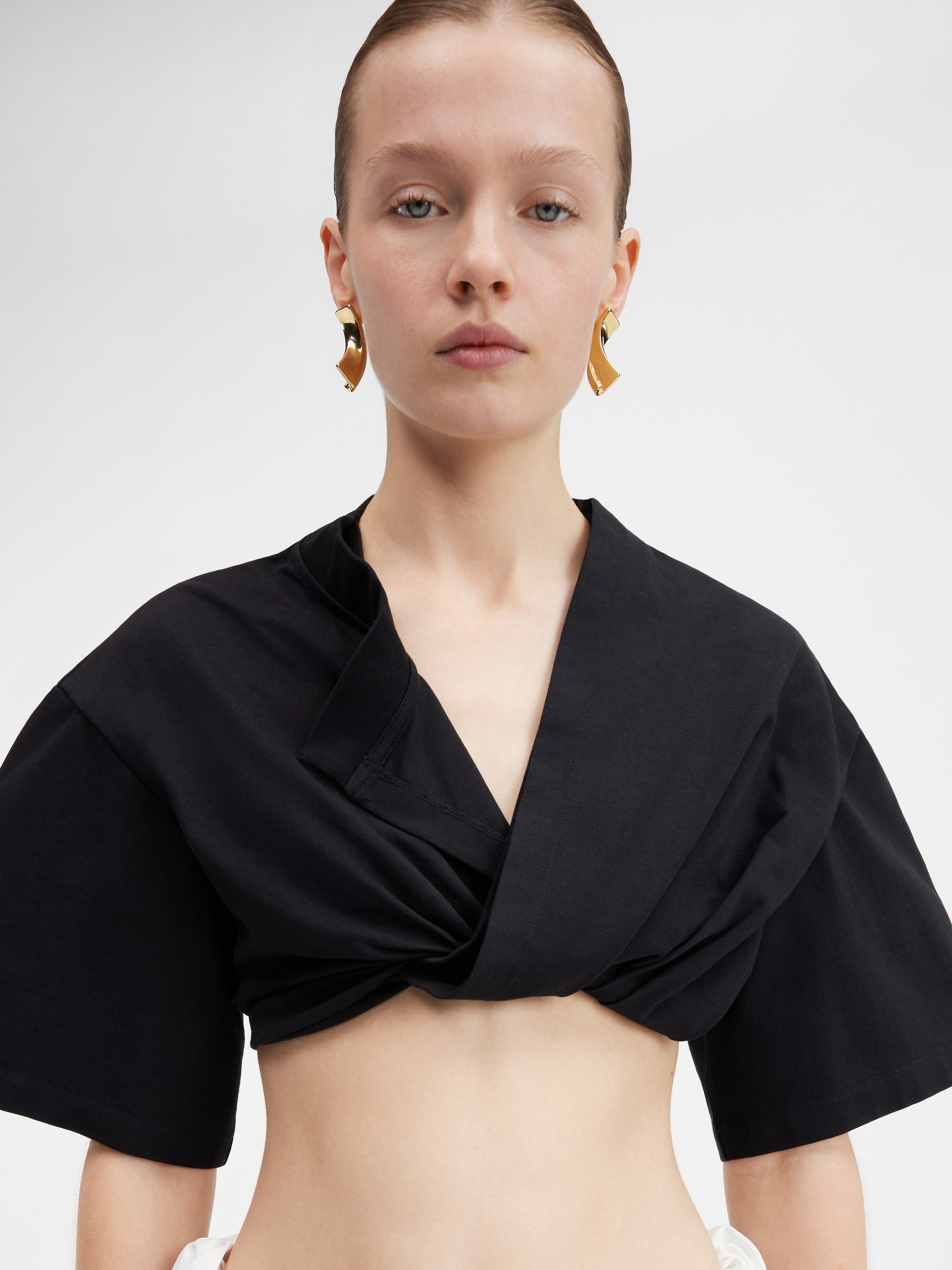 Jacquemus La Robe T-shirt Bahia Cotton Crop Top In Black