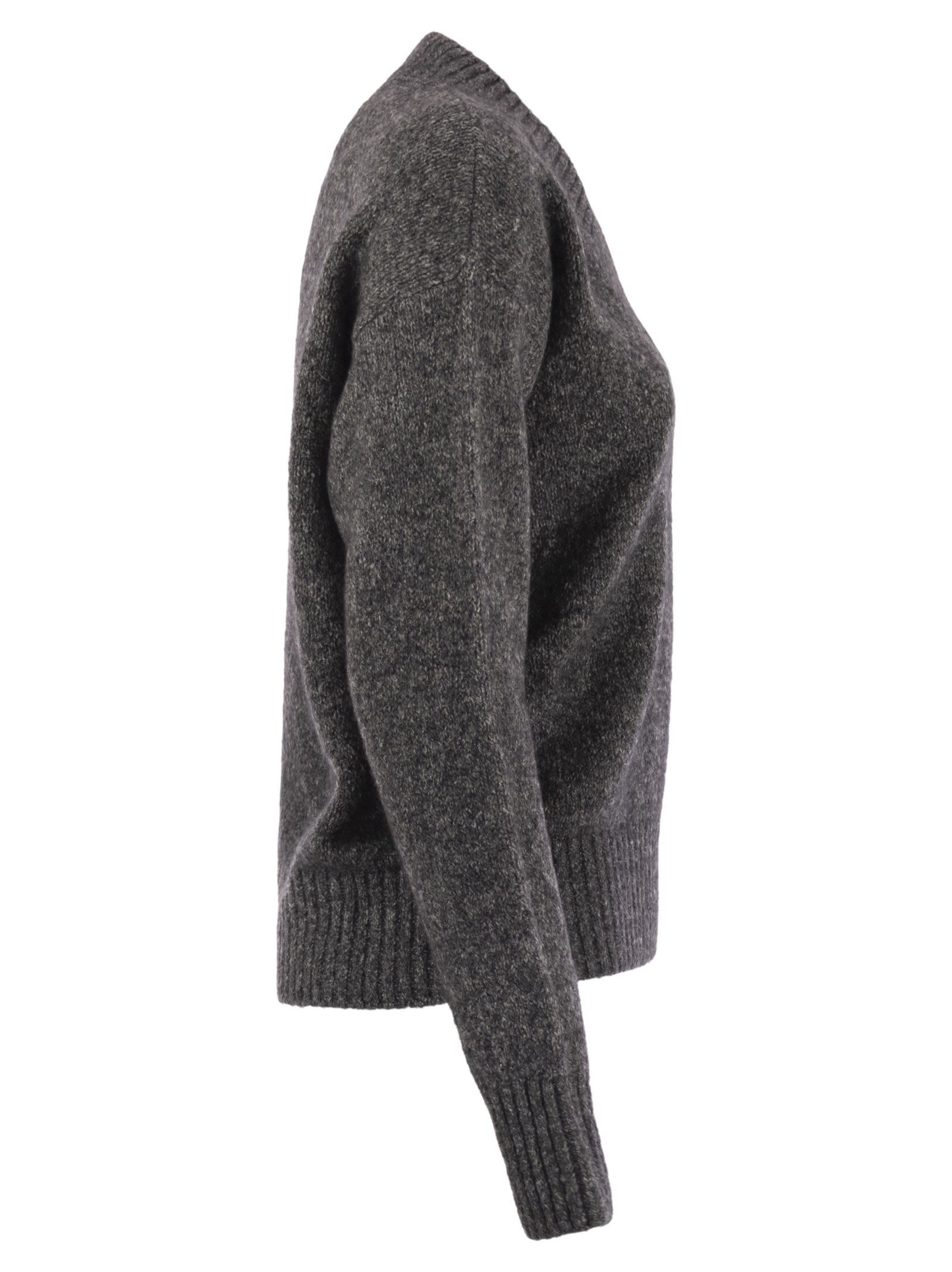 Weekend Max Mara V-neck Long-sleeved Sweater In Black
