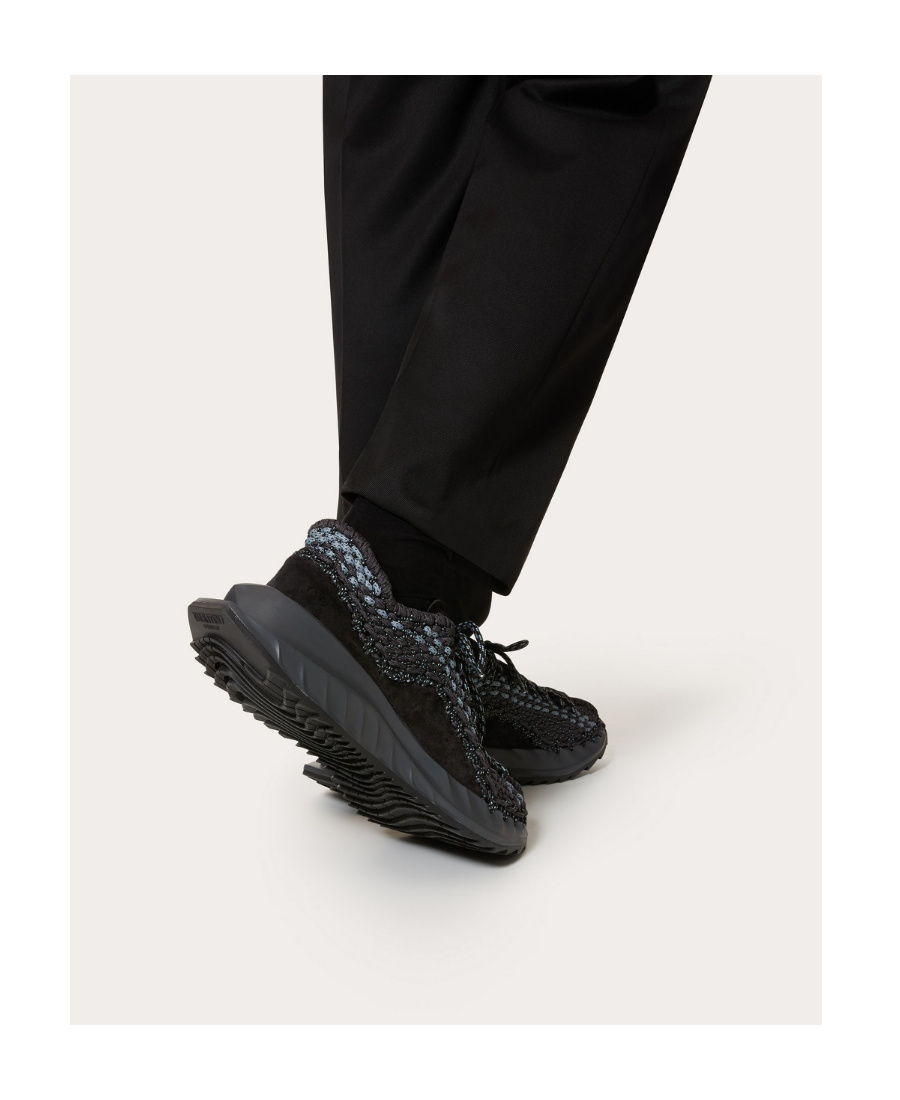 Valentino The Logo Is Tied With Low-top Casual Sneakers In Black