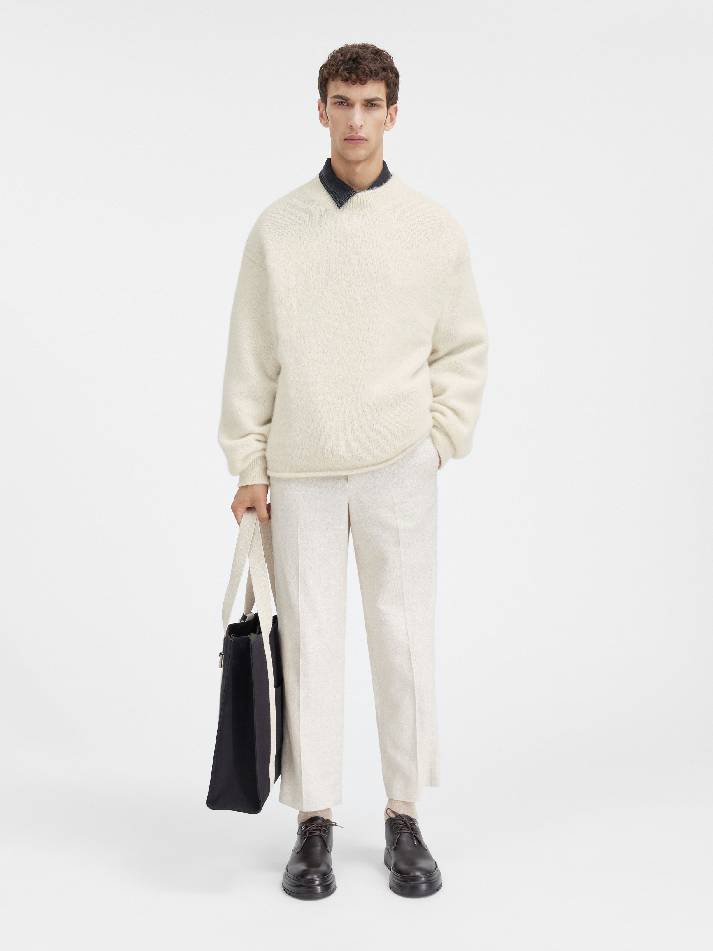 Jacquemus Logo Knit Sweater In White
