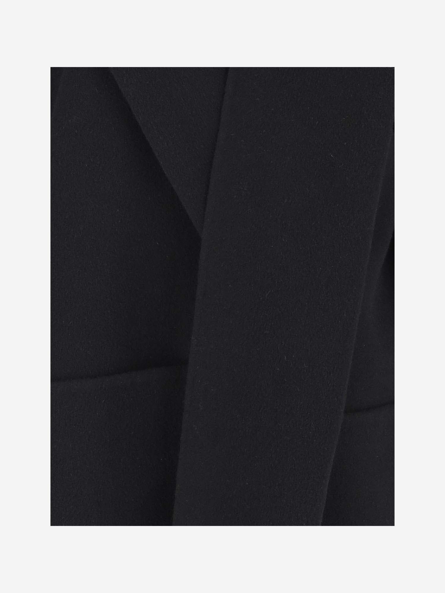 The Row Long-sleeved Coat In Black