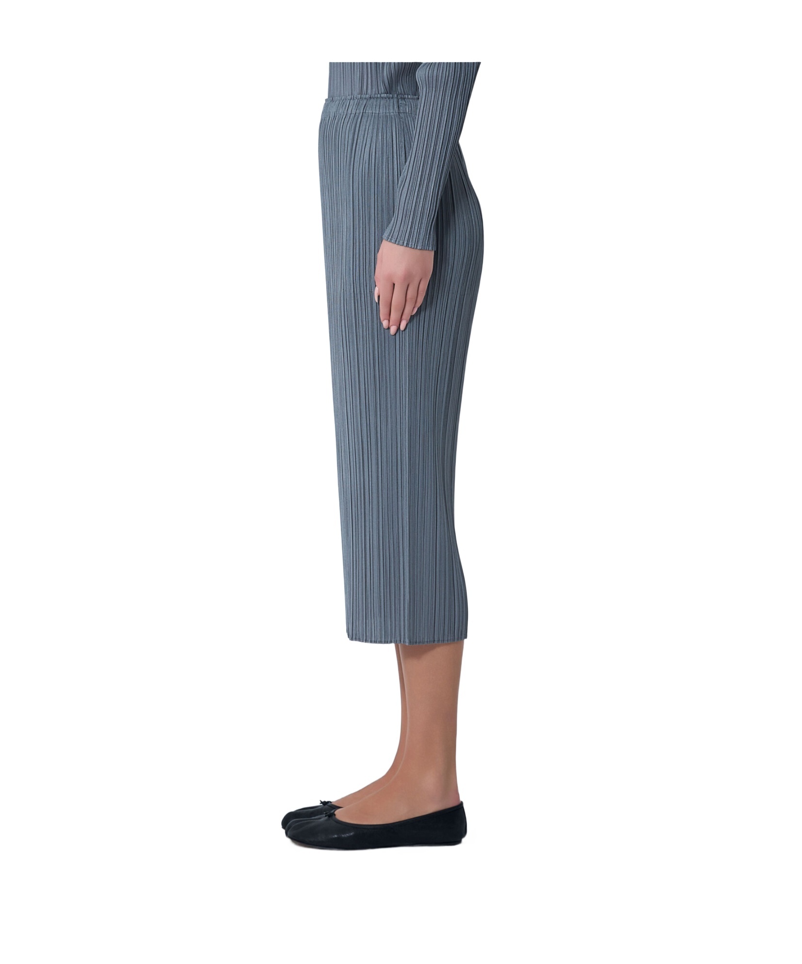 Issey Miyake Pleated Pocket Midi Skirt In Gray