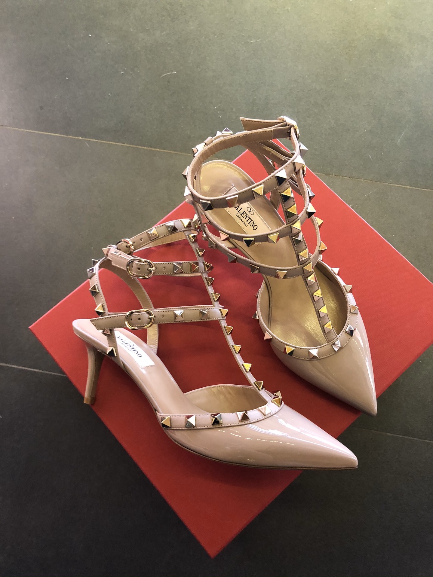 Valentino Rockstud Ankle Strap T. 65 In Nude