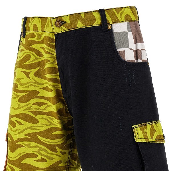Erl Unisex Printed Cargo Shorts Woven In Black