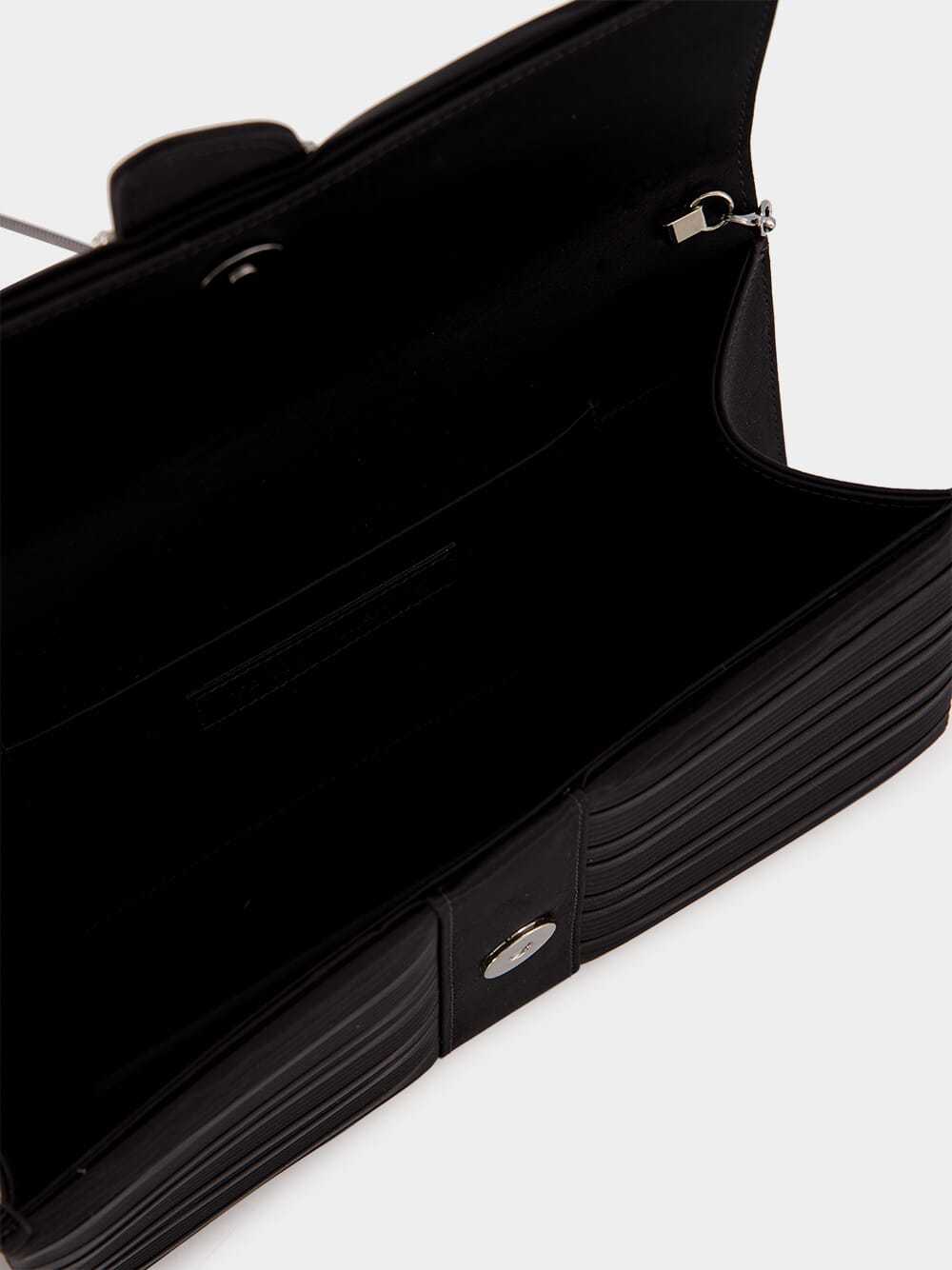 Manolo Blahnik Flap Shoulder Bag In Black