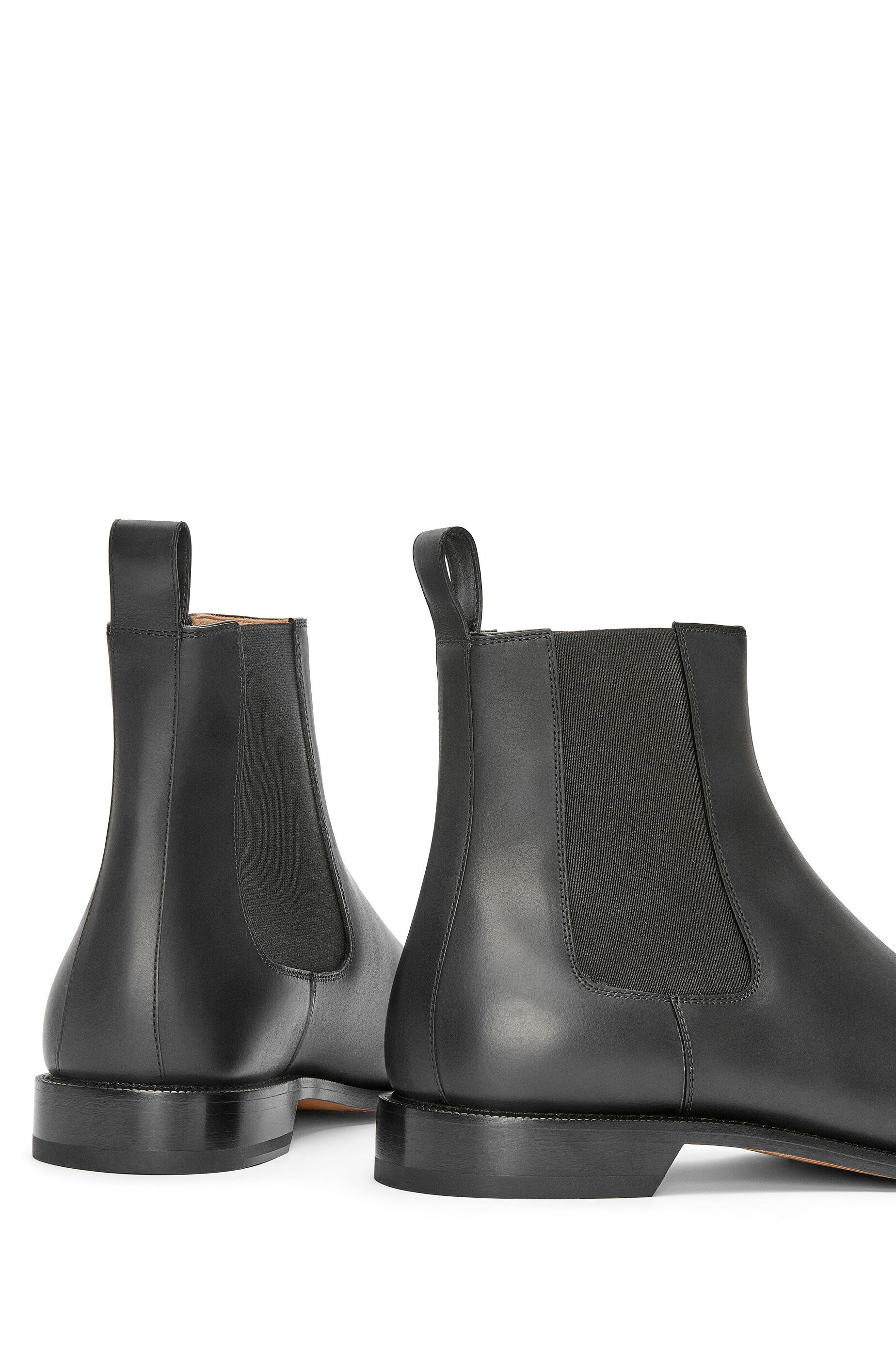 Loewe Round-headed Boots With Thick Heels In Black
