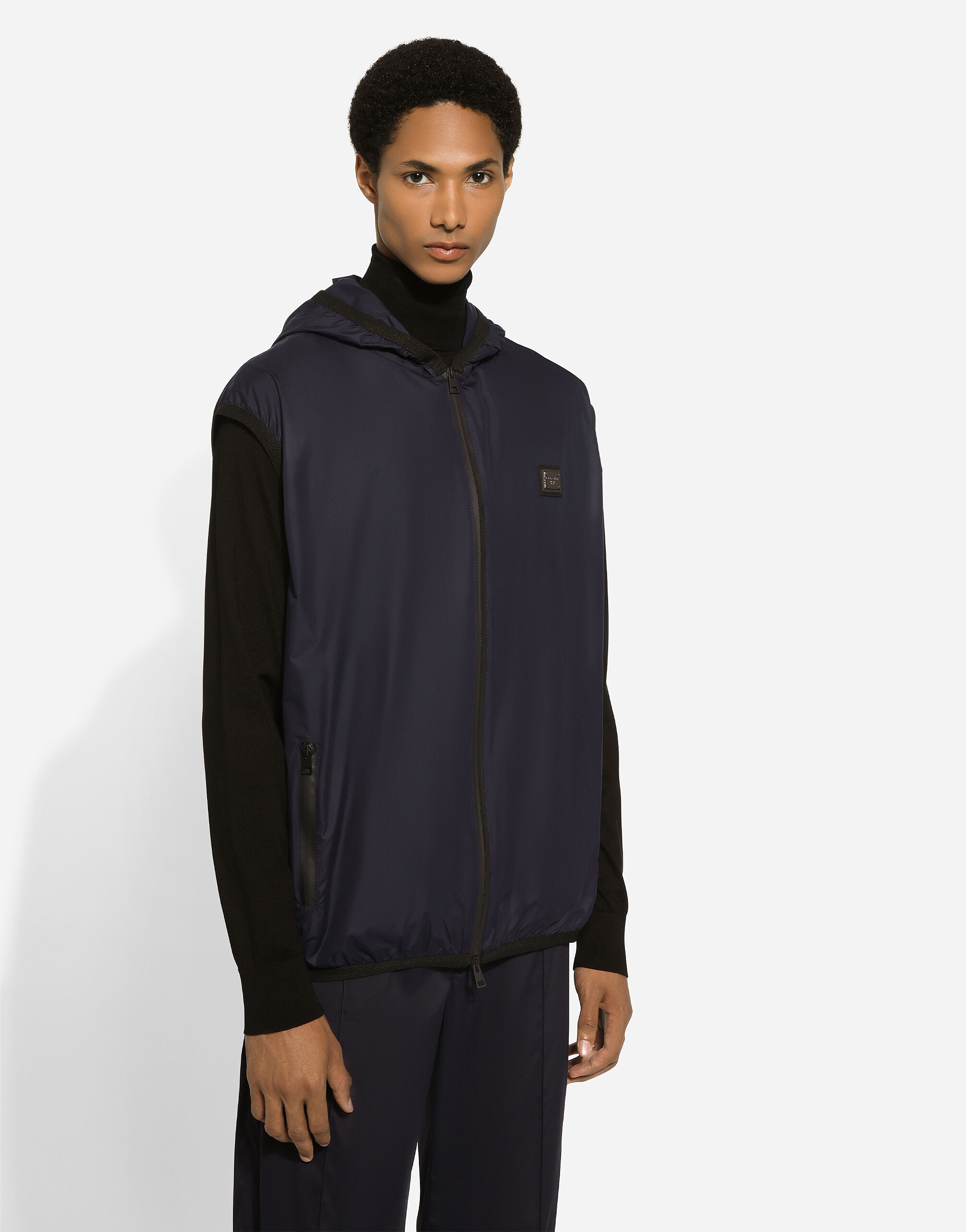 Dolce & Gabbana Sleeveless Jacket Hooded Design Grosgrain Profiles In Black