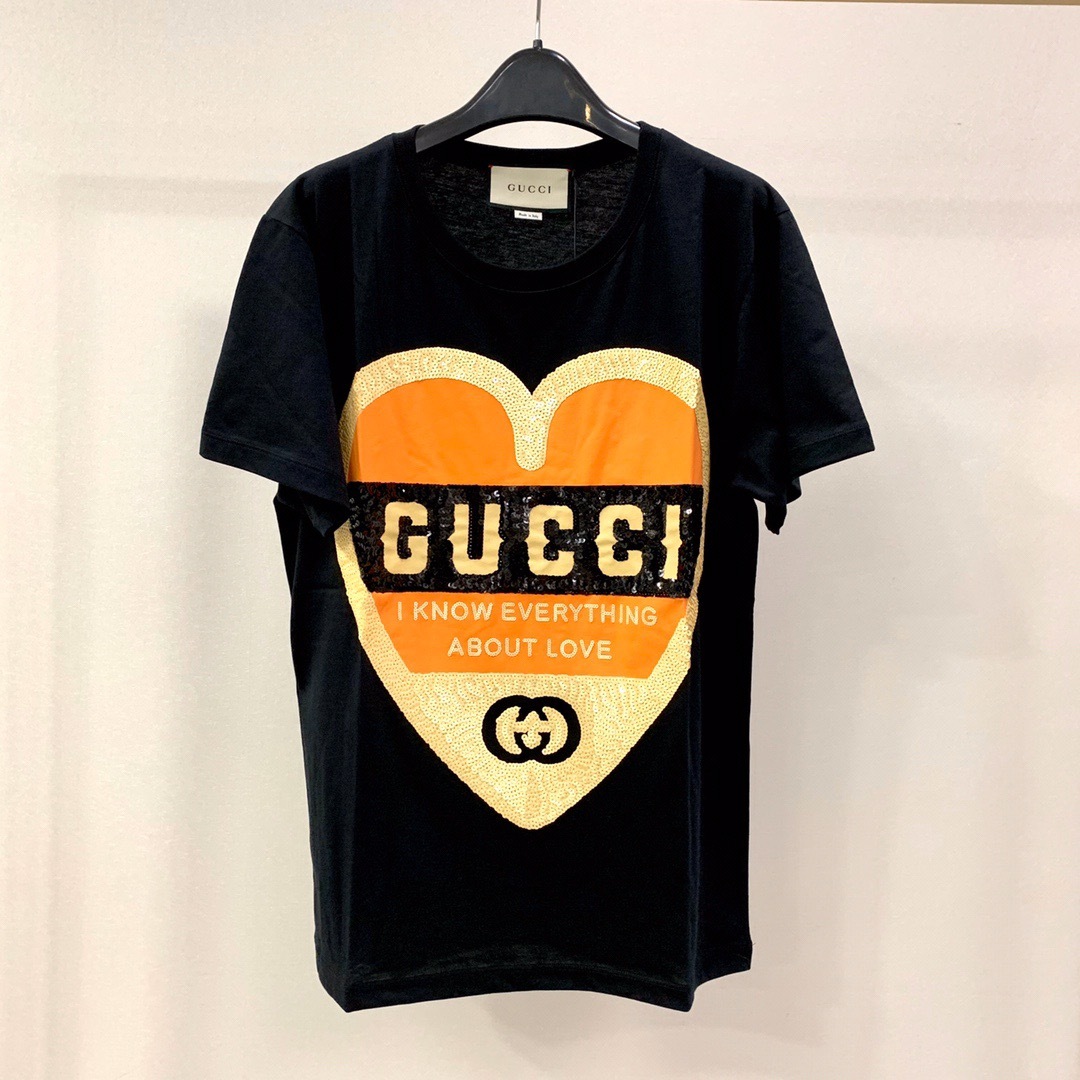 Gucci Love-print Sequinned T-shirt In Black