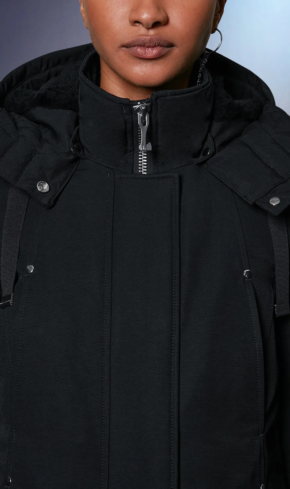 Moose Knuckles Logo Details Parker Down Jacket In Black