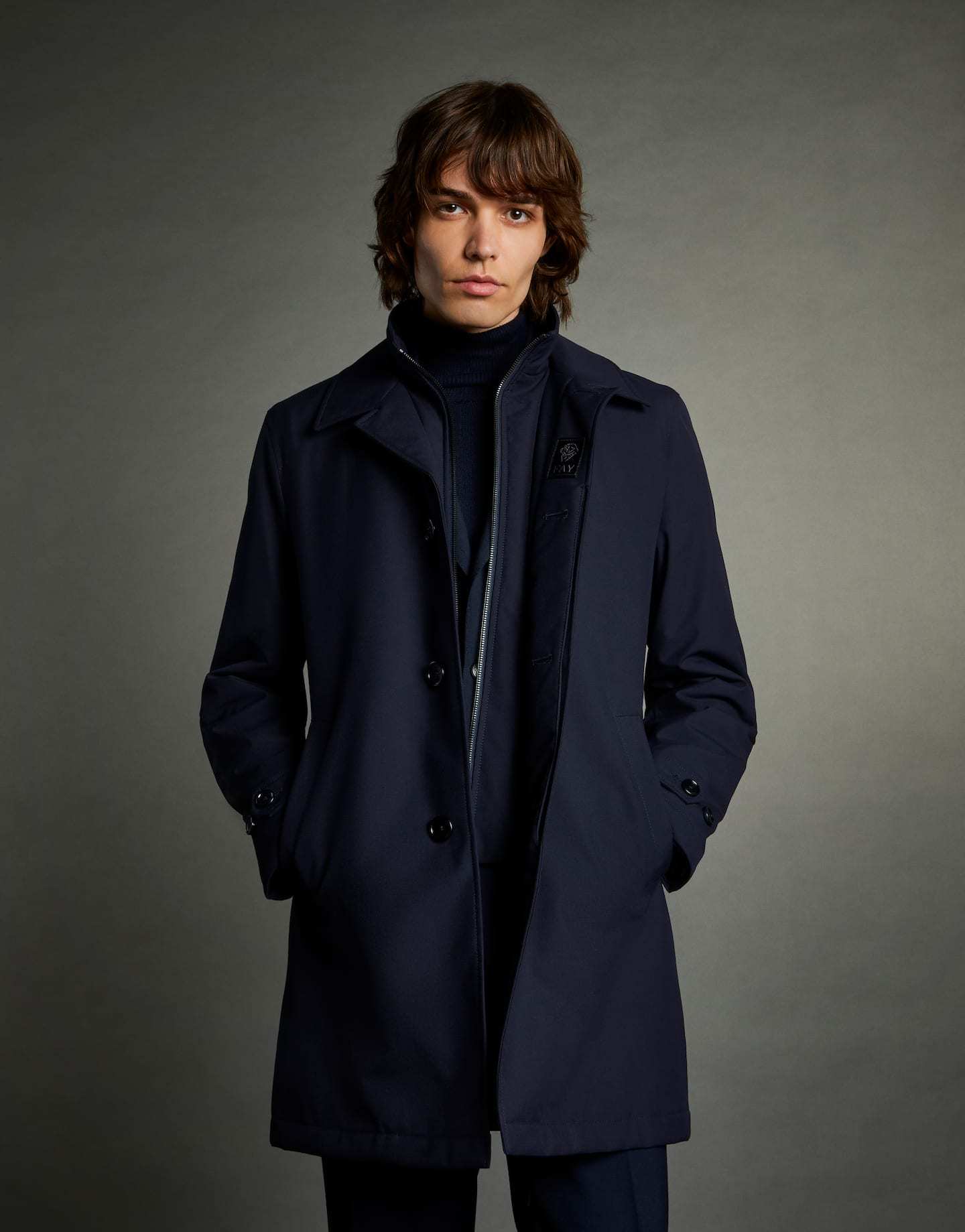 Fay Straight Wool-cashmere Blend Coat With Side Pockets In Black