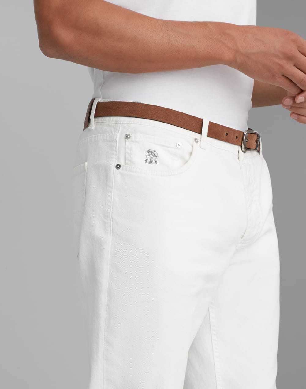 BRUNELLO CUCINELLI BRUNELLO CUCINELLI LOGO PATCH STRAIGHT-LEG JEANS