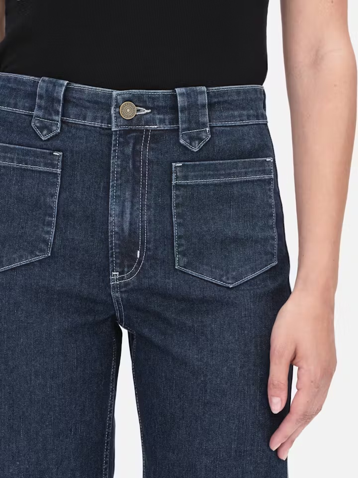 Shop Frame Belt-loop Jeans In Blue