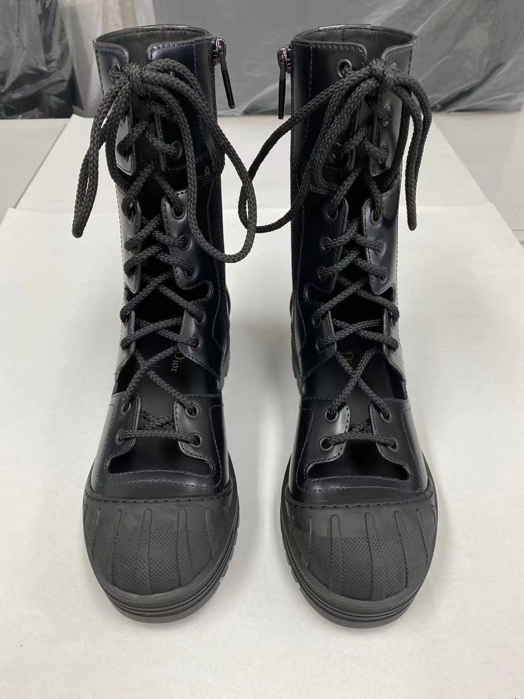 Dior Laced Boots In Black