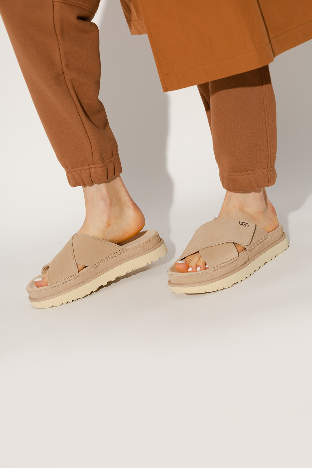 Ugg Goldenstar Cross Slides In Nude