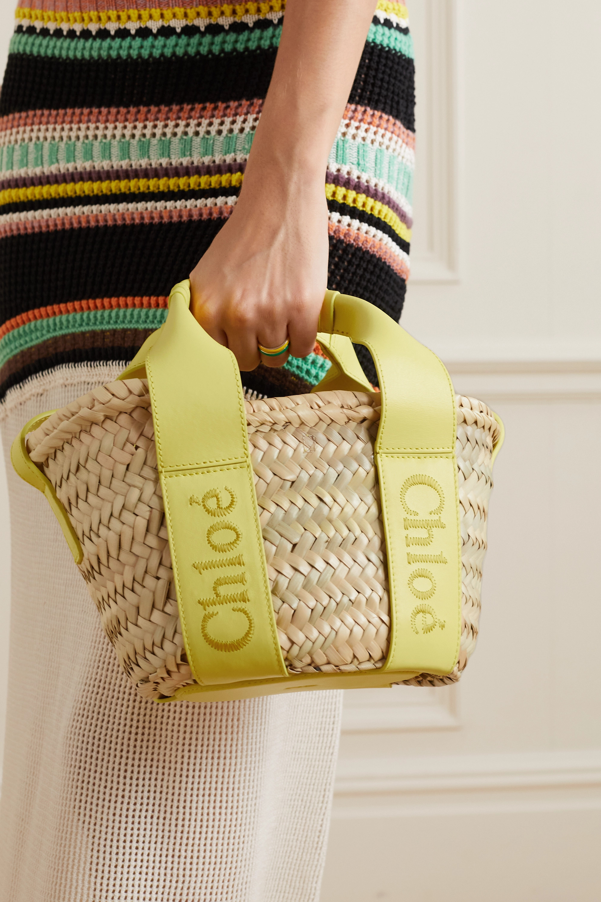 Chloé Logo Handbag In Yellow