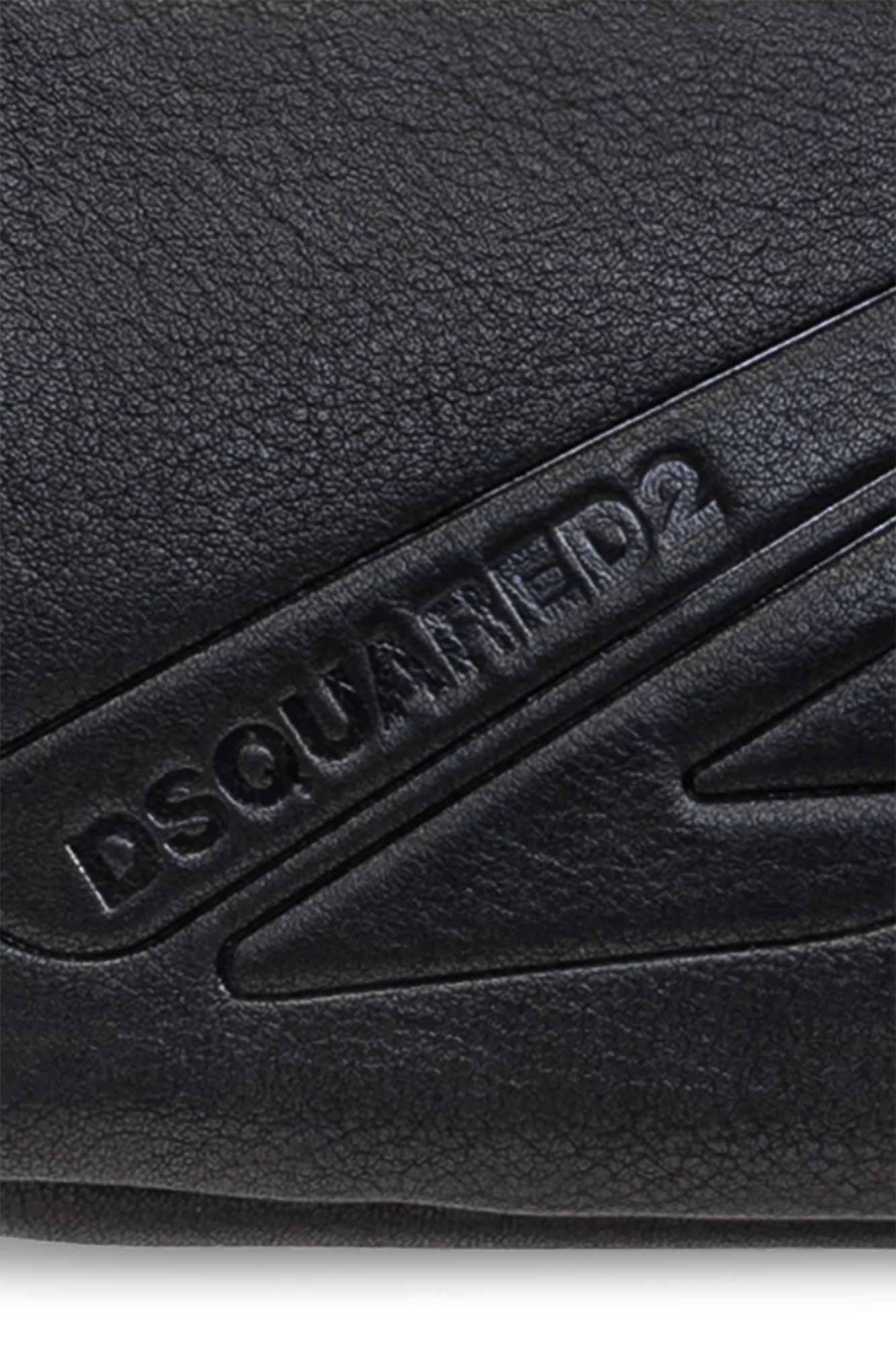 DSQUARED2 DSQUARED2 ICON LOGO EMBOSSED CROSSBODY BAG